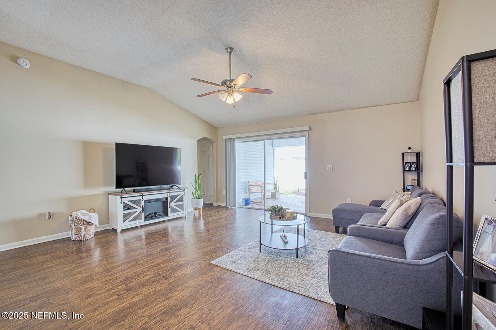 9105 PROSPERITY LAKE Drive