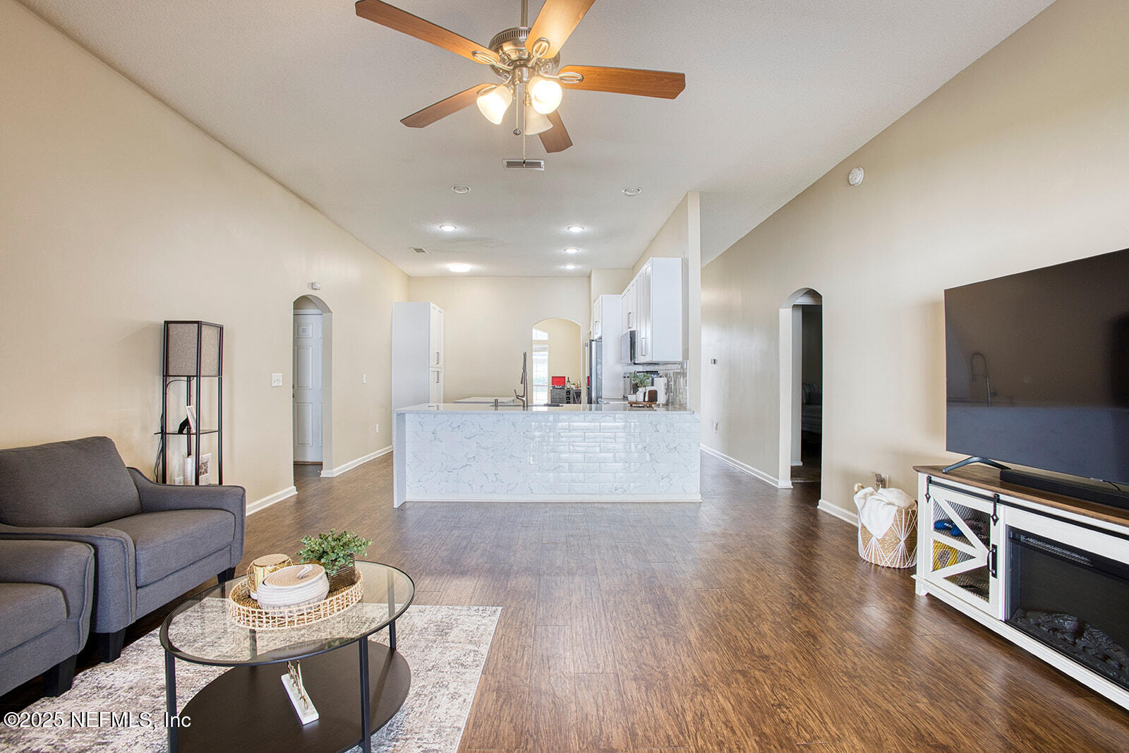 9105 PROSPERITY LAKE Drive