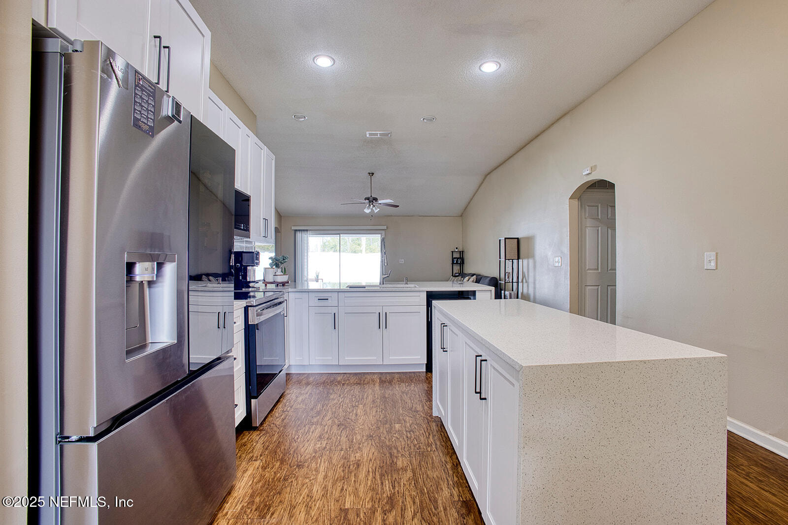 9105 PROSPERITY LAKE Drive