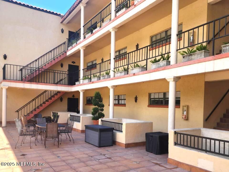 2199 ASTOR Street 403