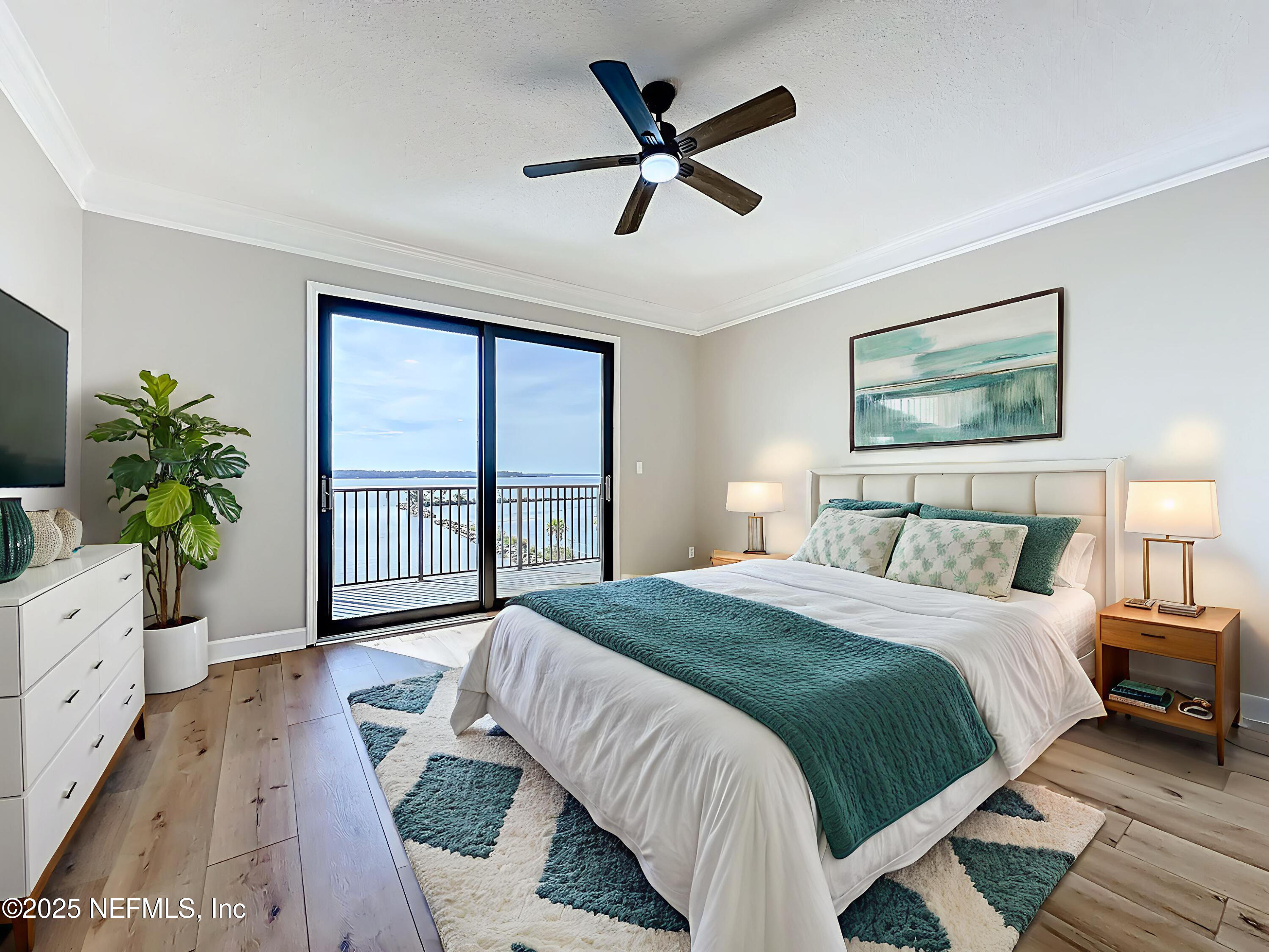 2199 ASTOR Street 403