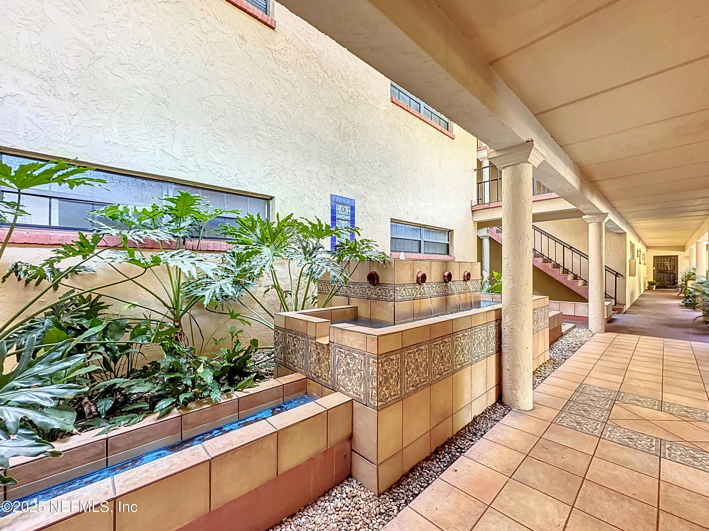 2199 ASTOR Street 403