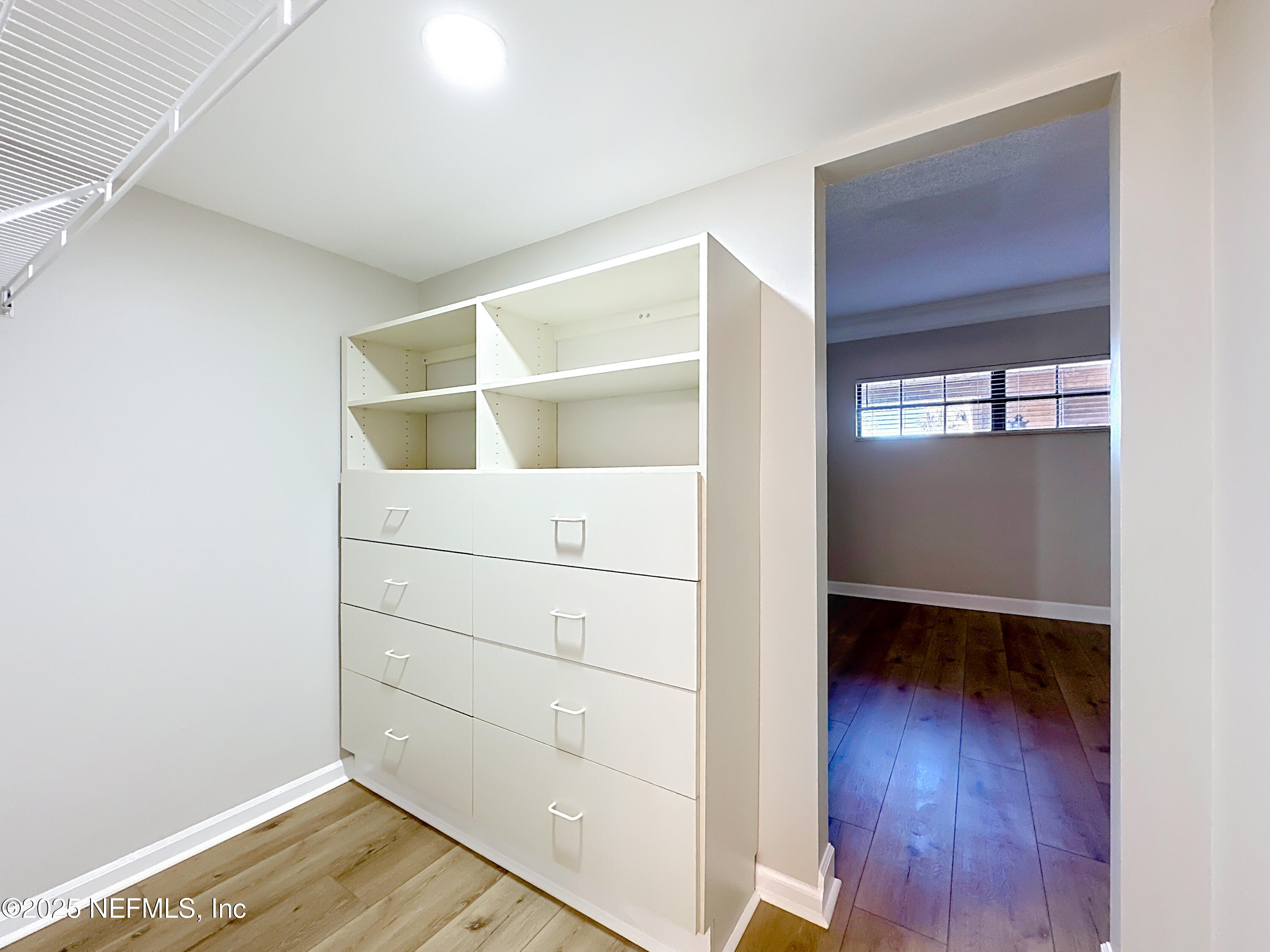 2199 ASTOR Street 403