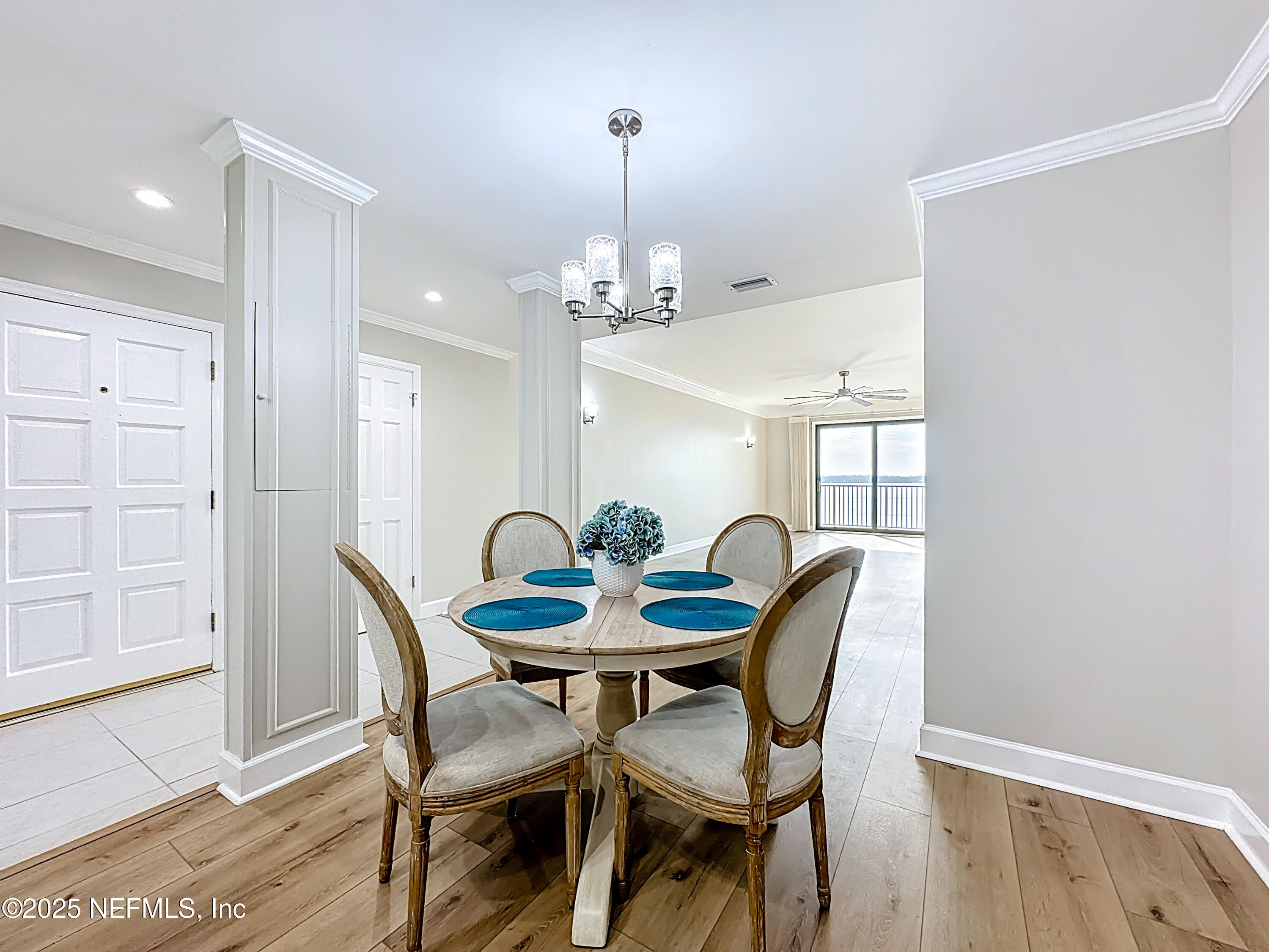 2199 ASTOR Street 403