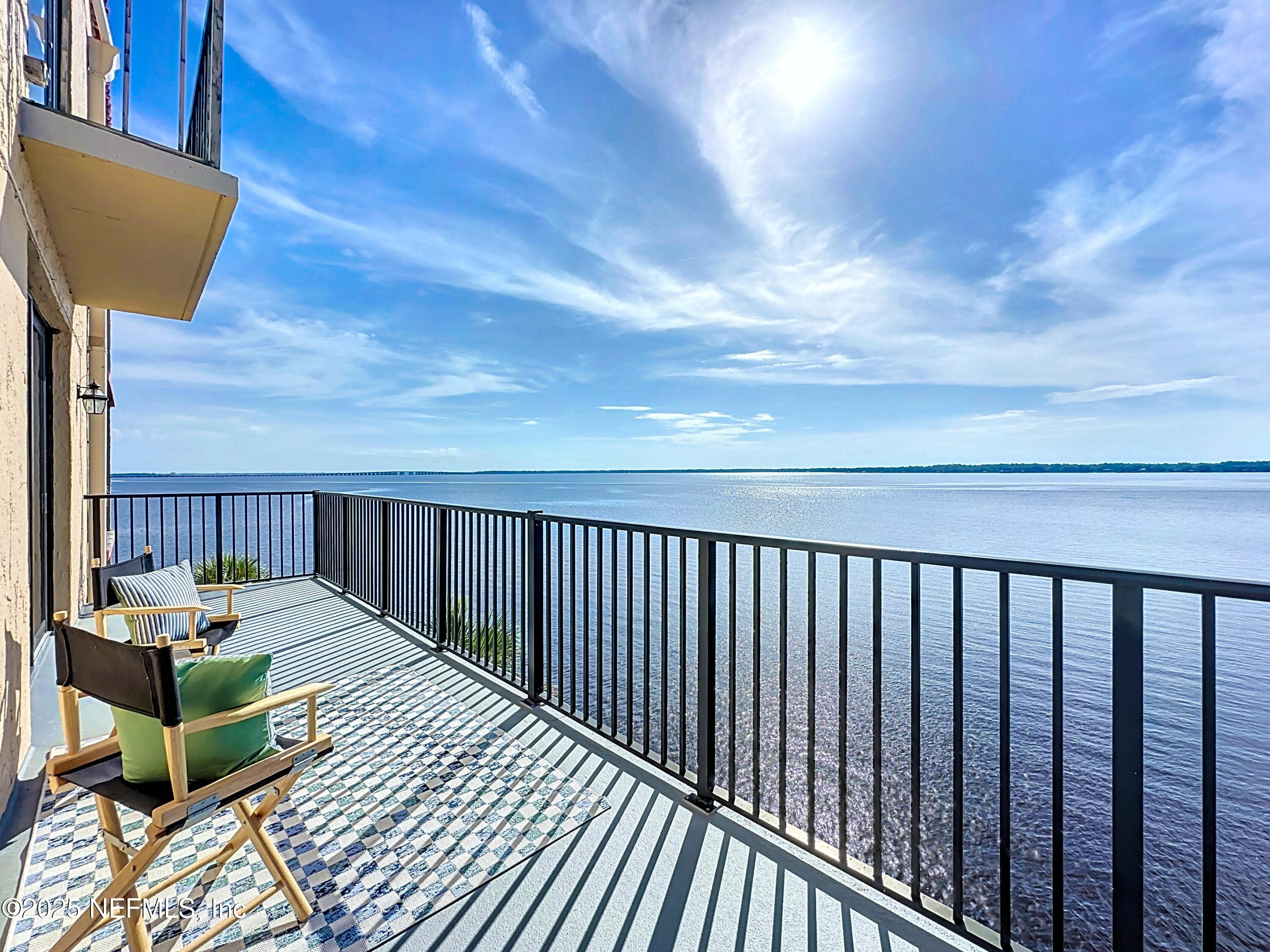 2199 ASTOR Street 403