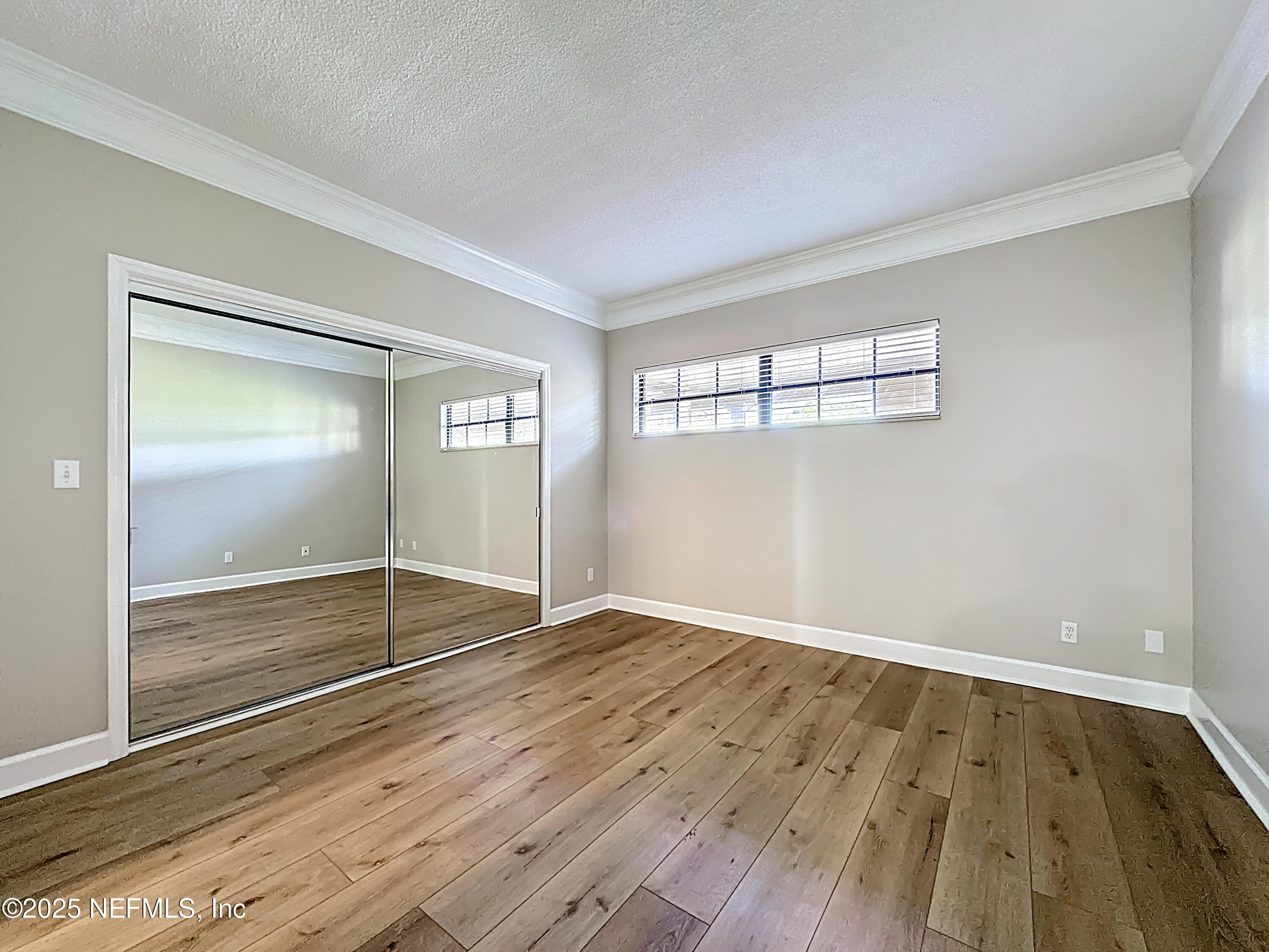 2199 ASTOR Street 403