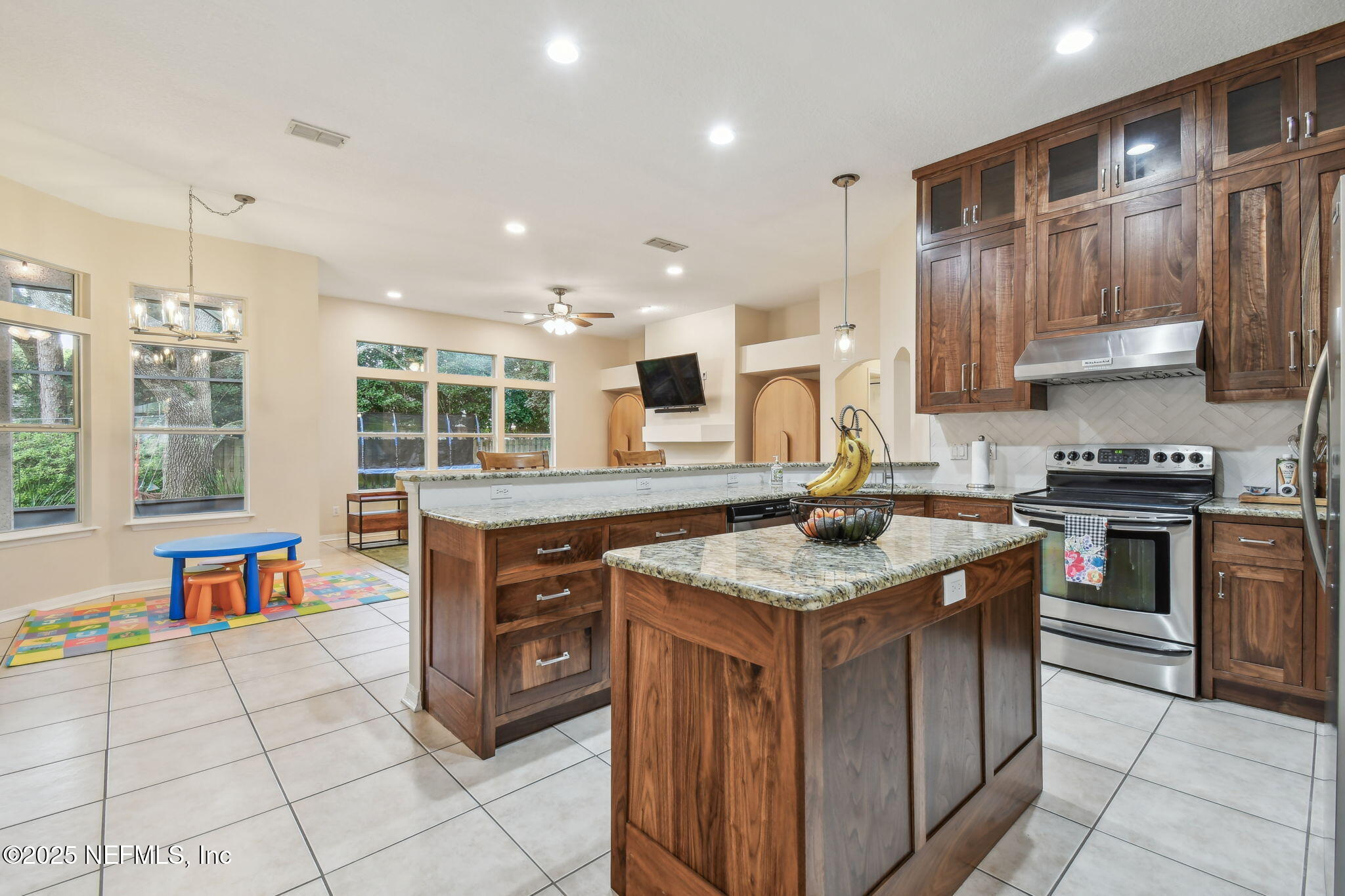 632 LAVENDER Lane, St. Johns