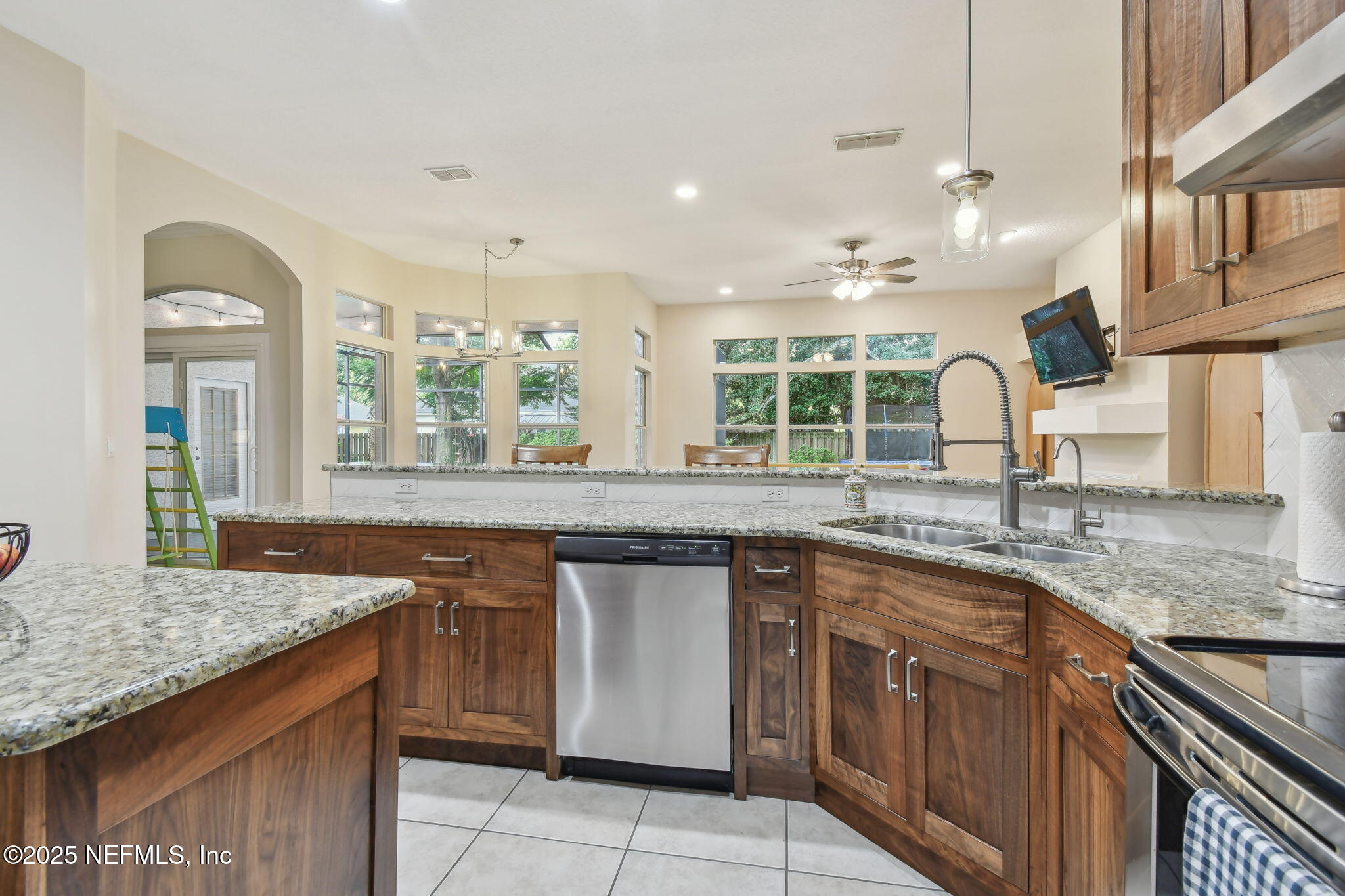 632 LAVENDER Lane, St. Johns