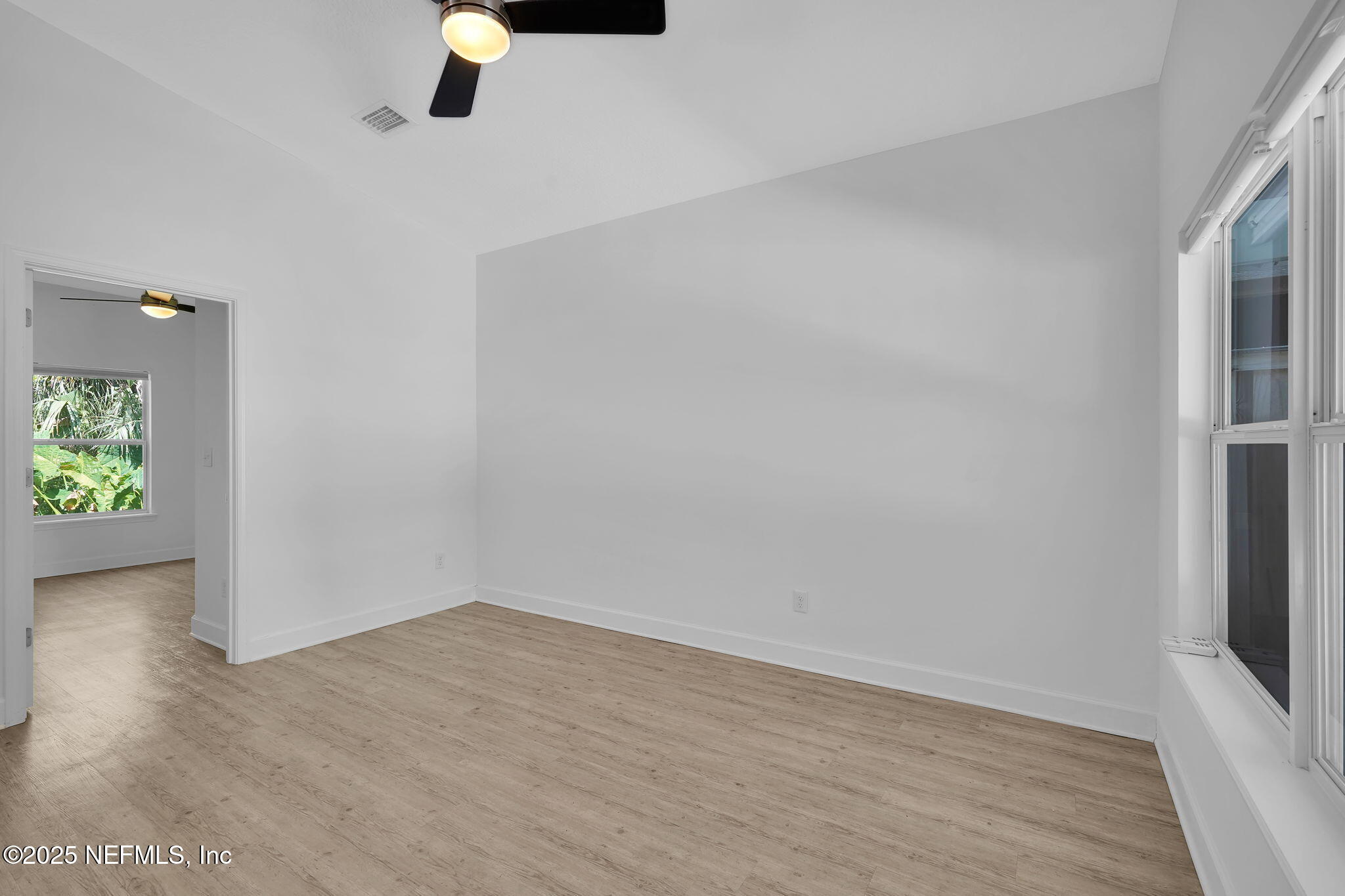 1050 RIVER Road