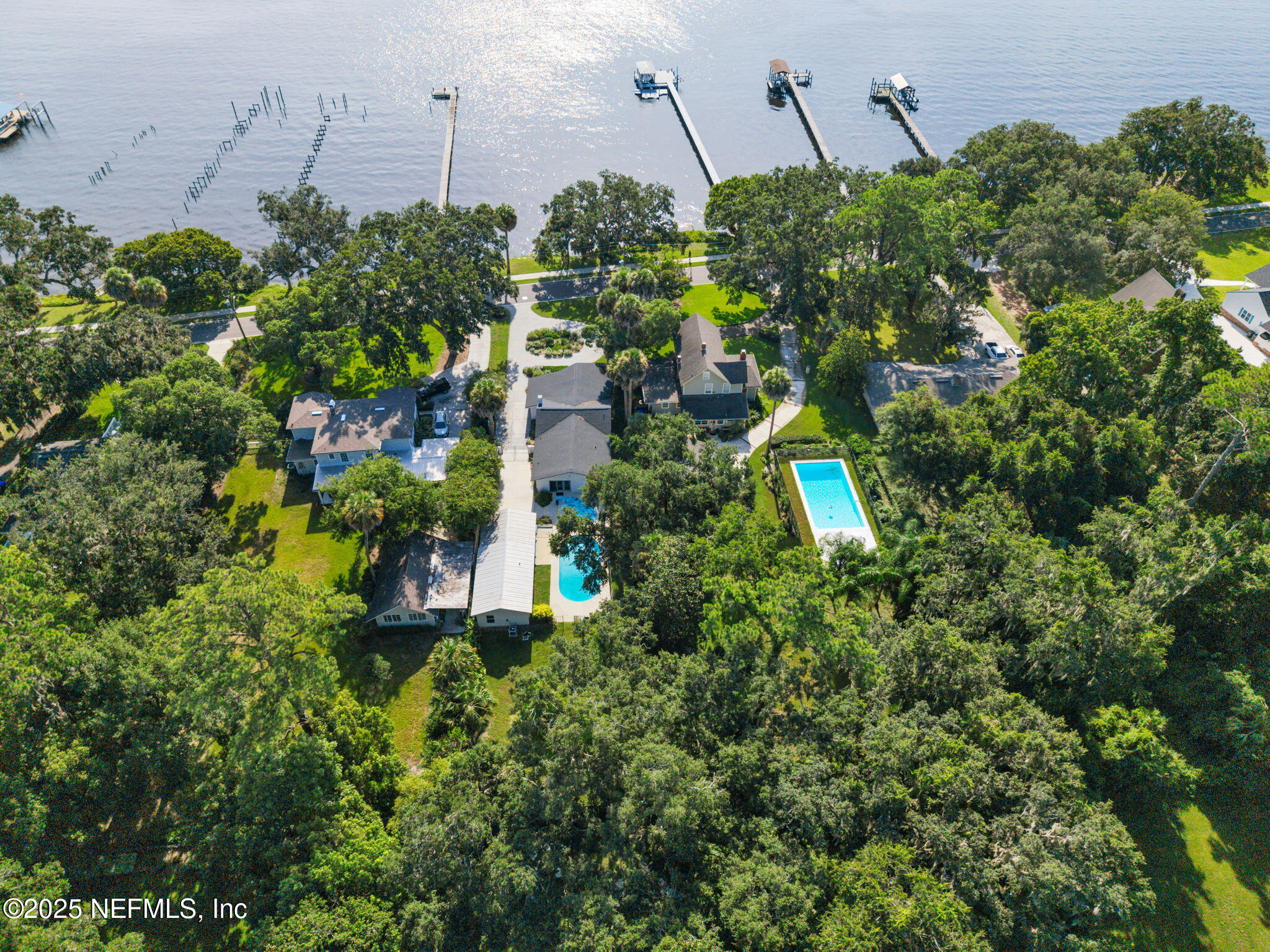 1050 RIVER Road
