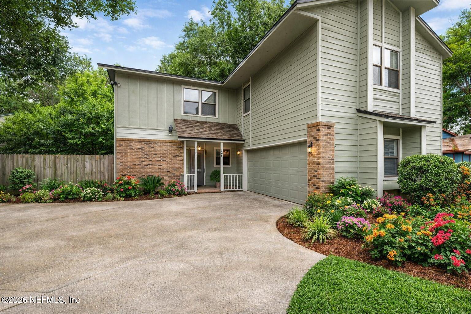 3604 HEATHWOOD Court