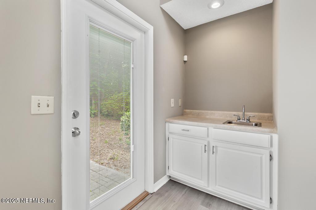3604 HEATHWOOD Court
