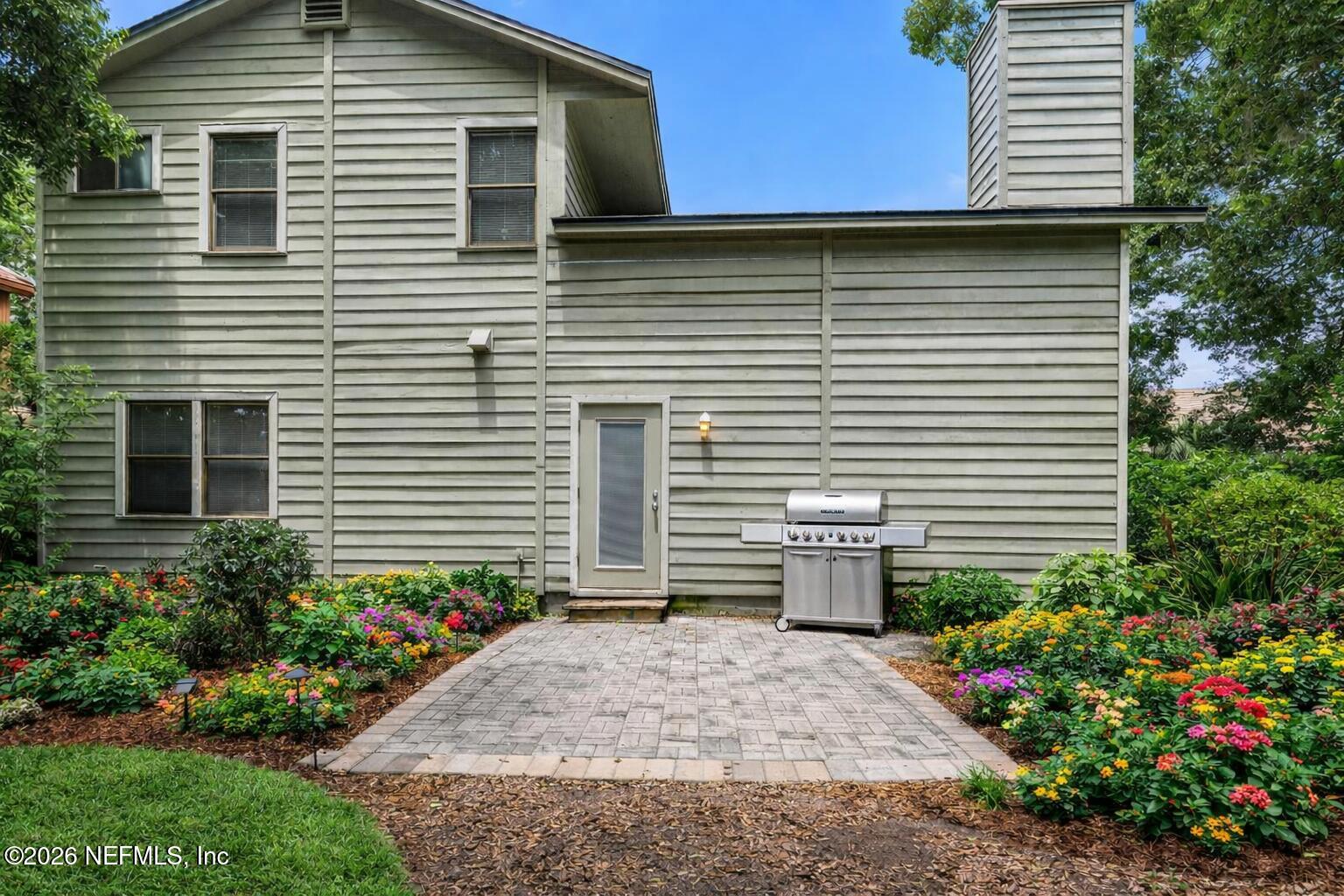 3604 HEATHWOOD Court