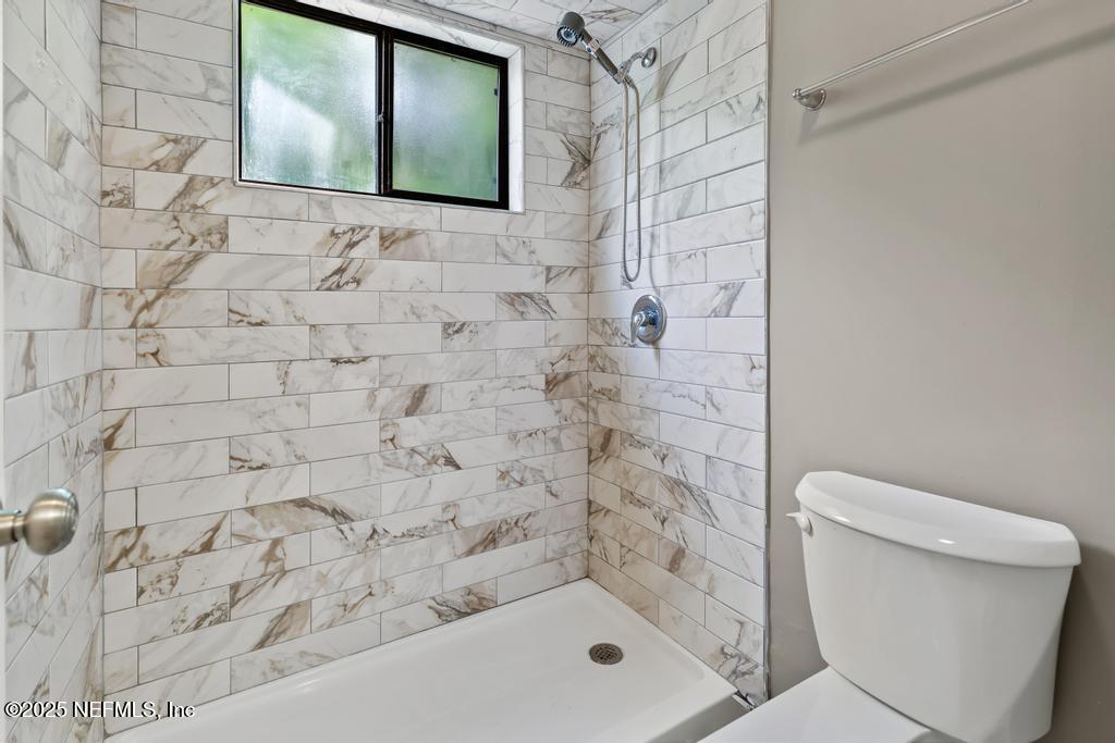 3604 HEATHWOOD Court