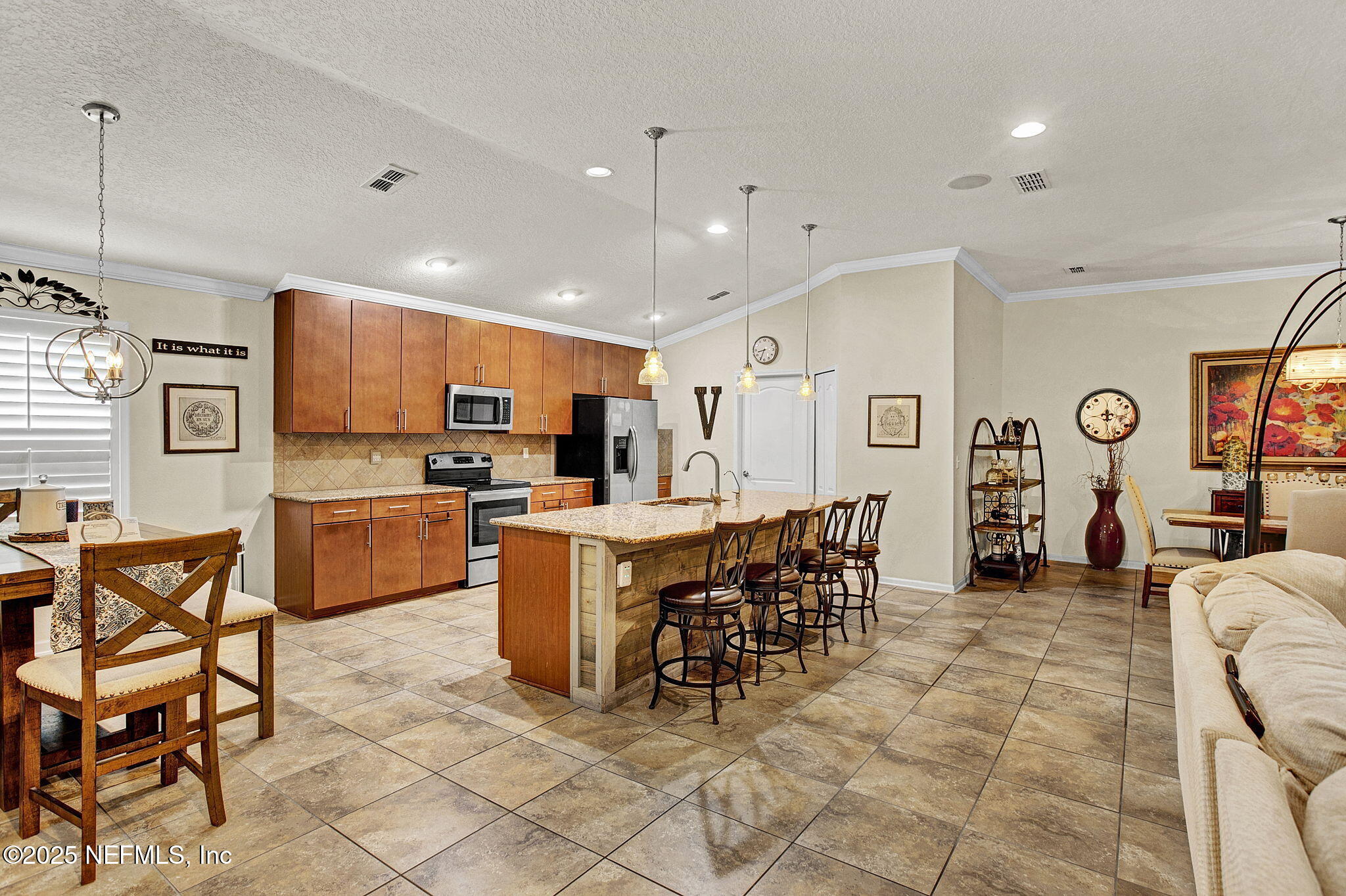 105 RIVER DEE Drive, St. Johns