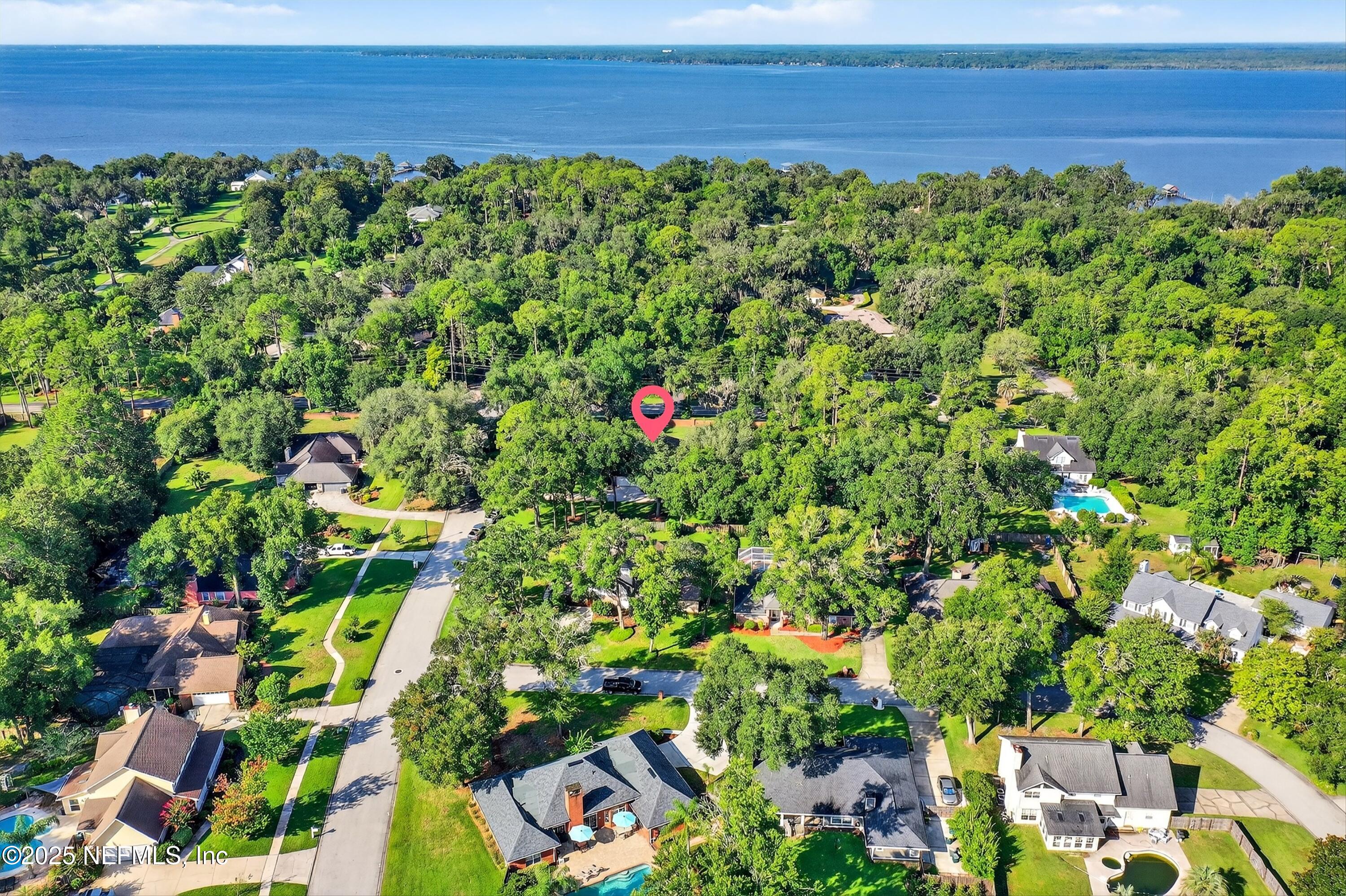 1704 PLANTATION OAKS Drive