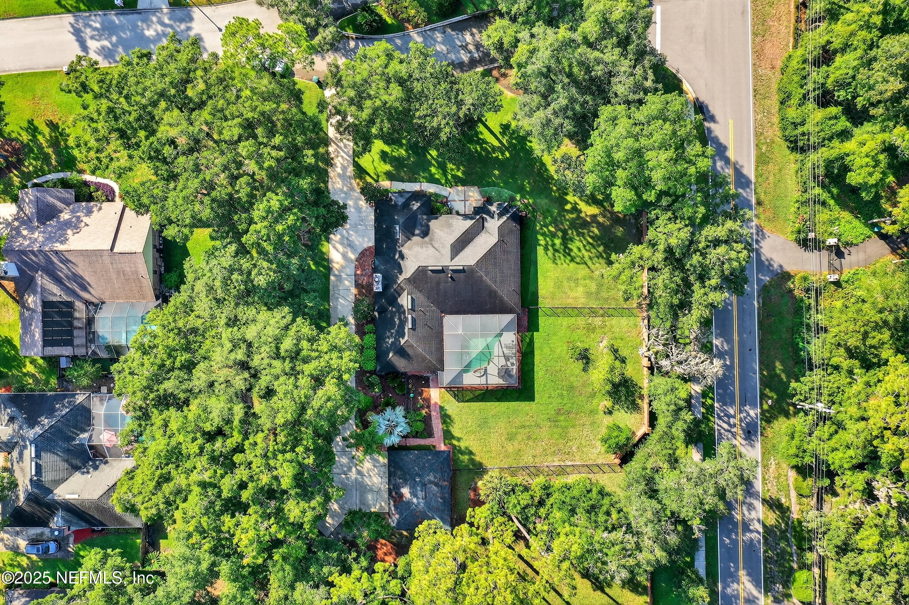 1704 PLANTATION OAKS Drive