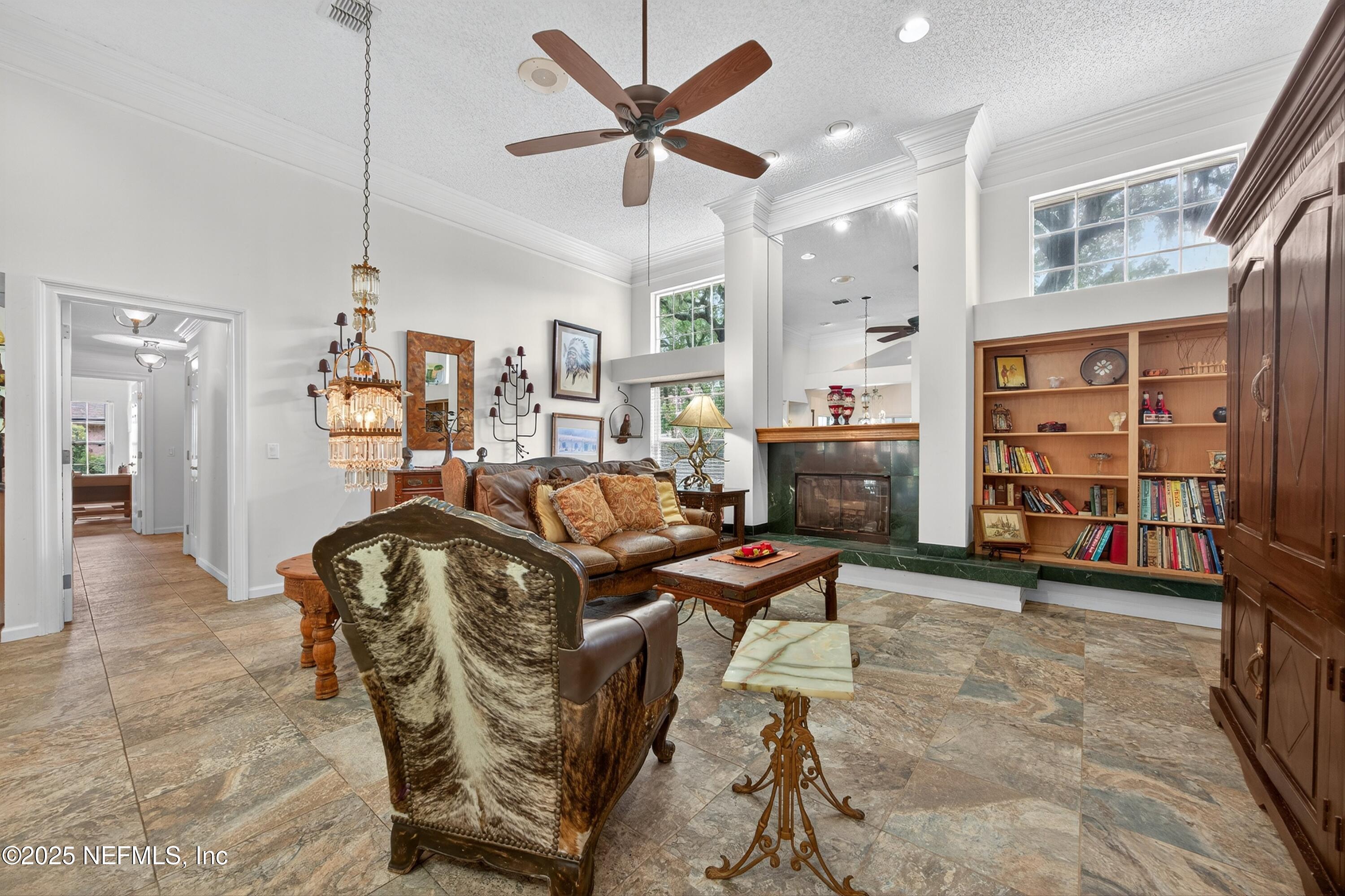 1704 PLANTATION OAKS Drive