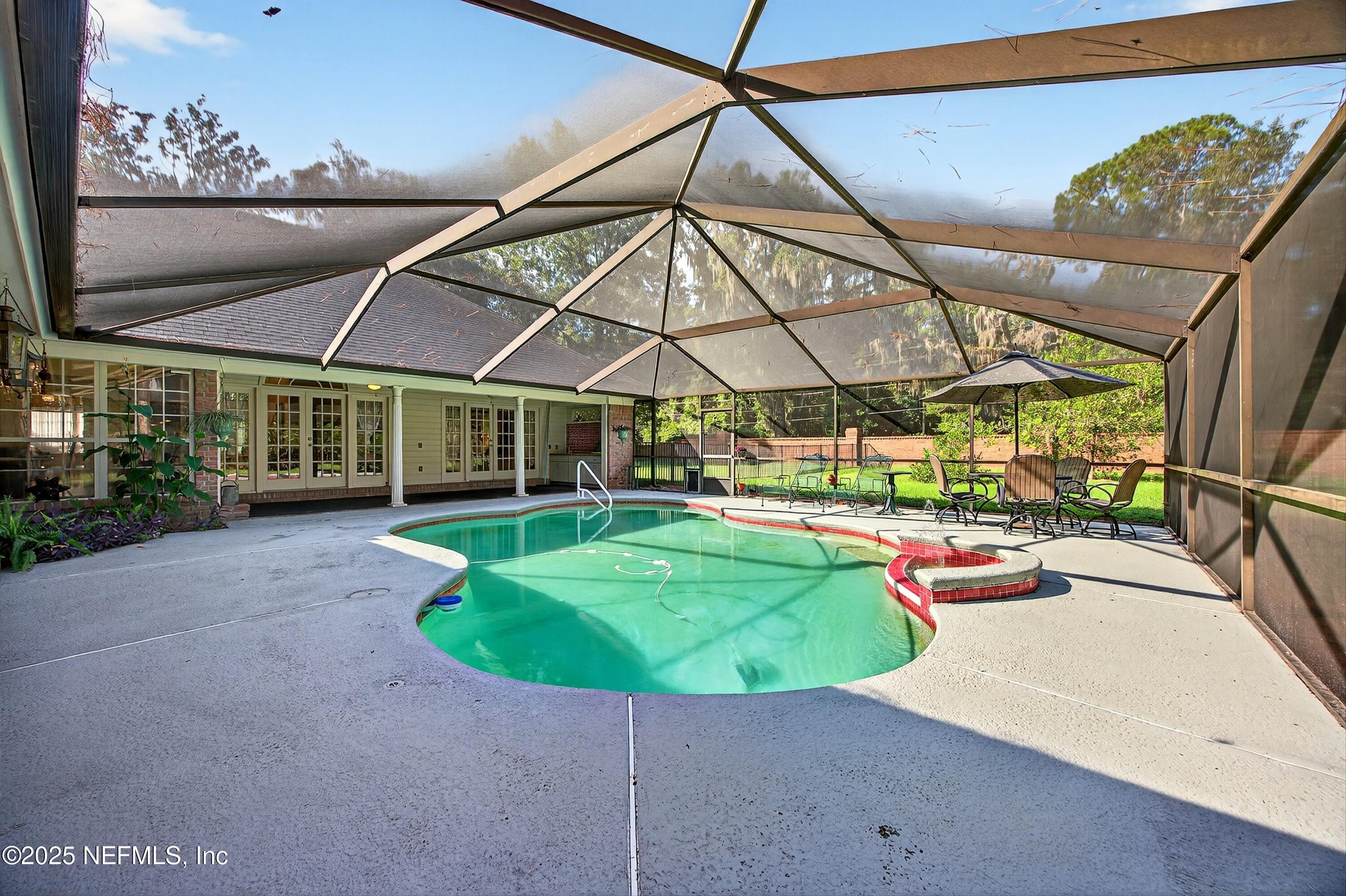 1704 PLANTATION OAKS Drive