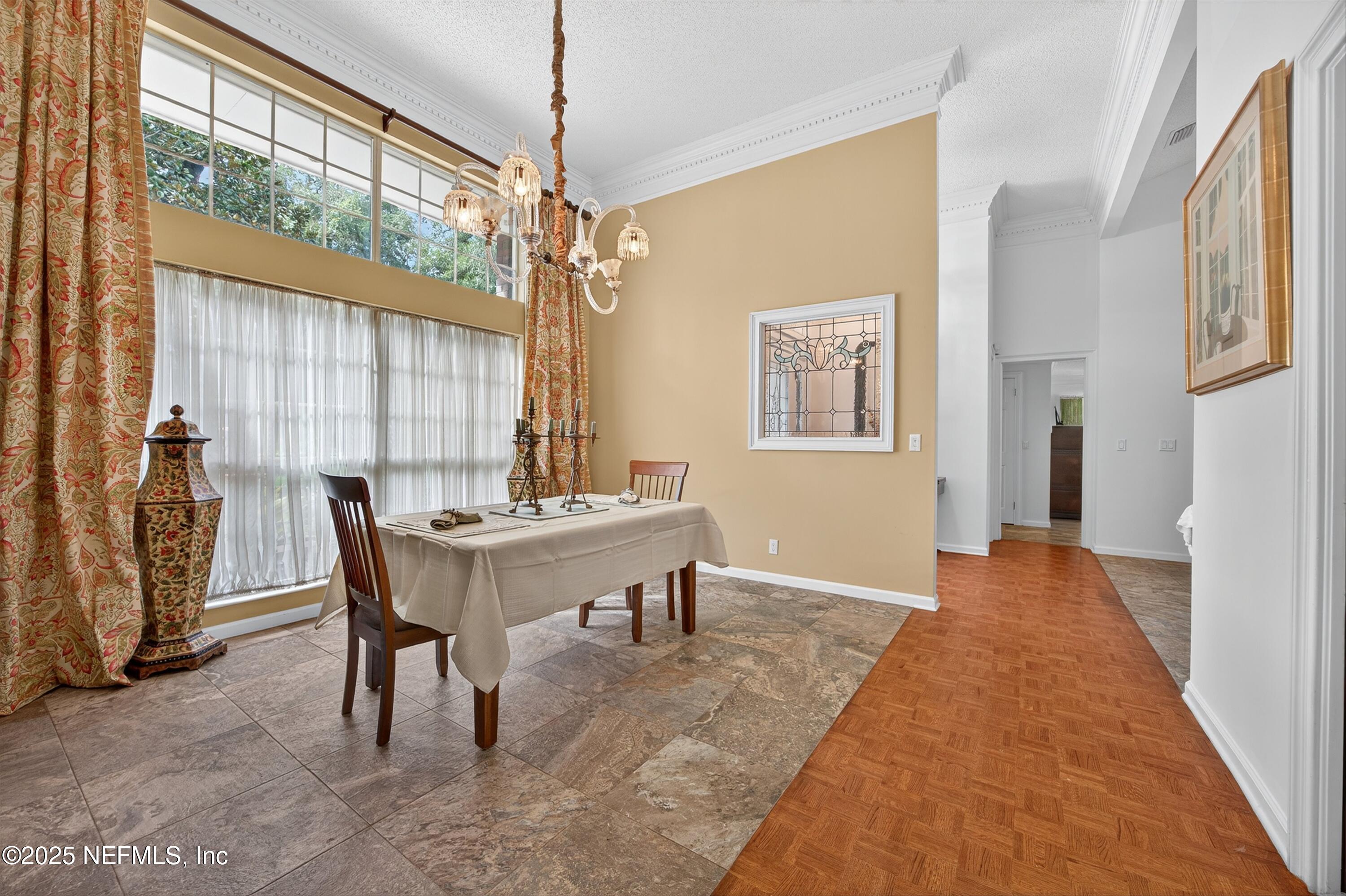 1704 PLANTATION OAKS Drive