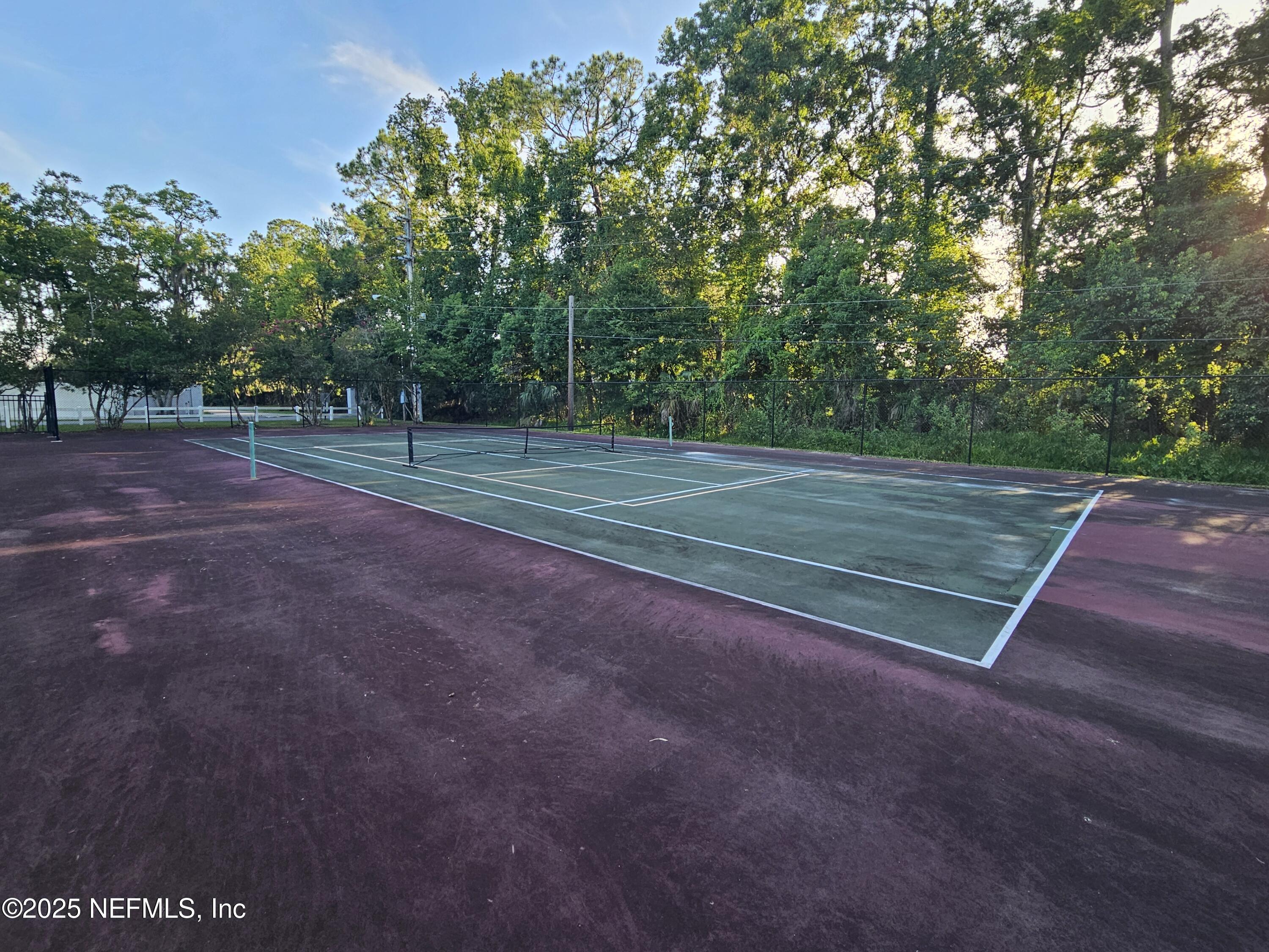 4319 PLAZA GATE Lane 202