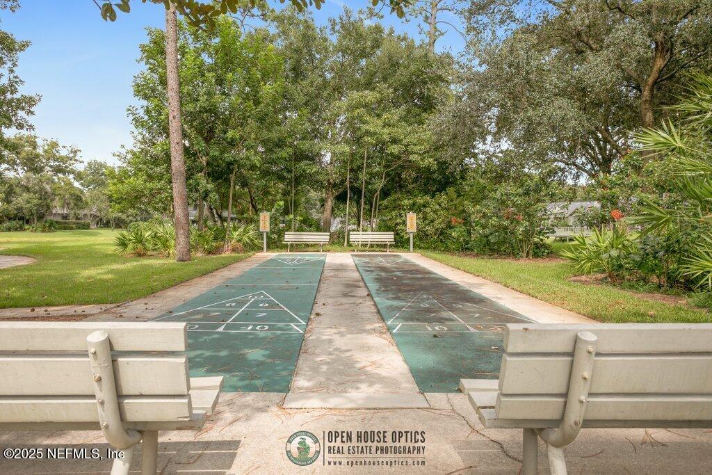 195 DEER LAKE Circle