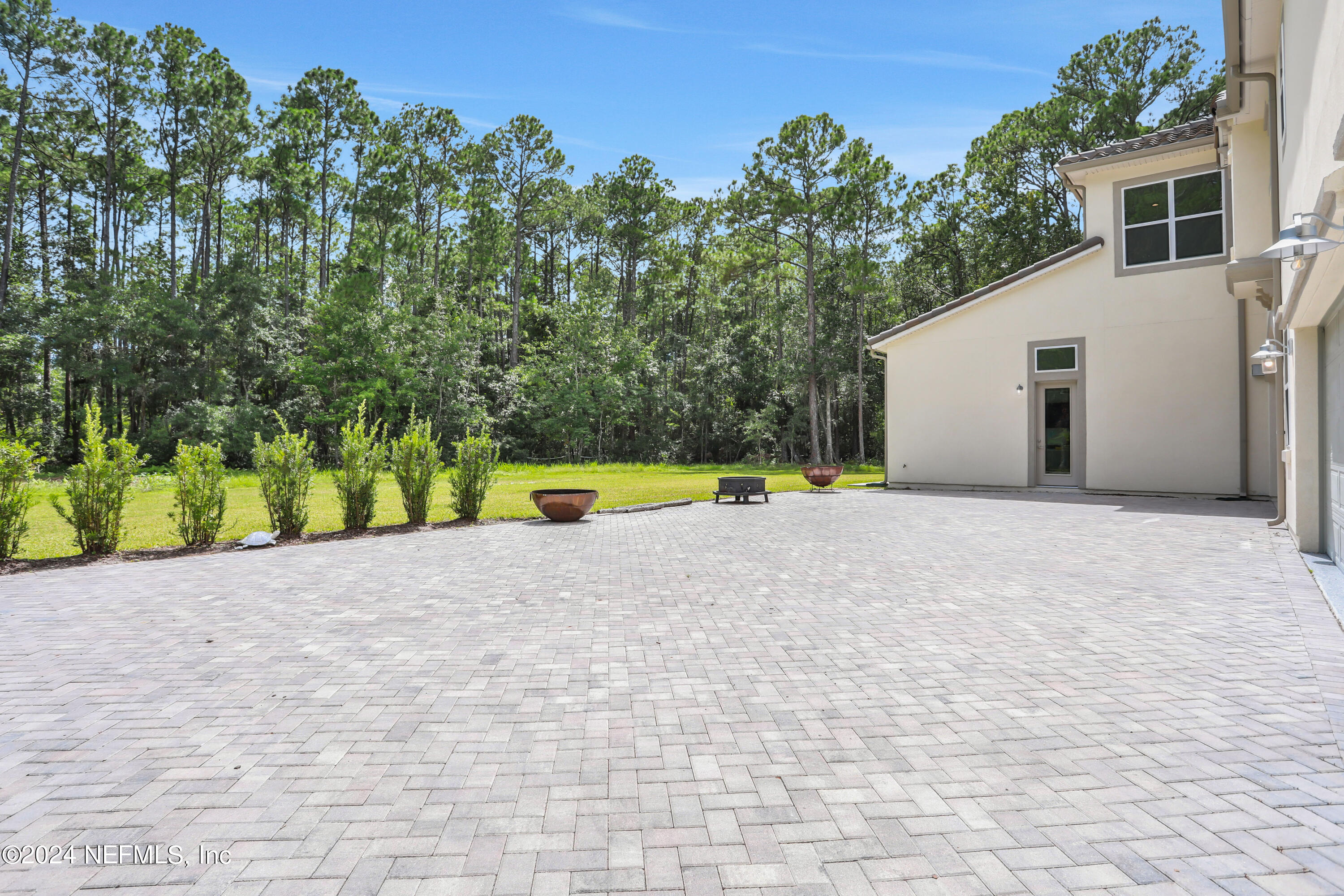 432 AJ MILLS Road