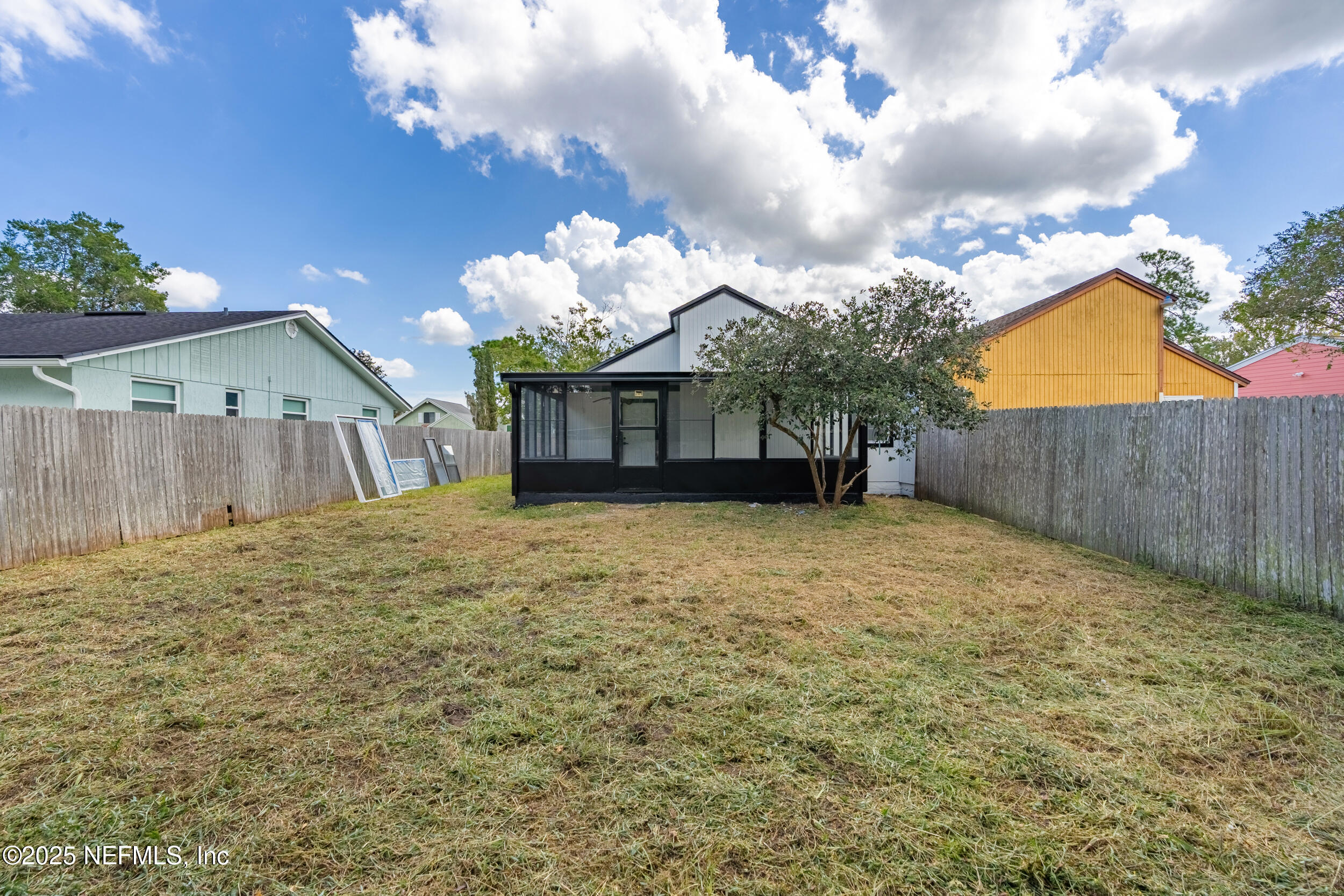 2432 GREEN SPRING Drive