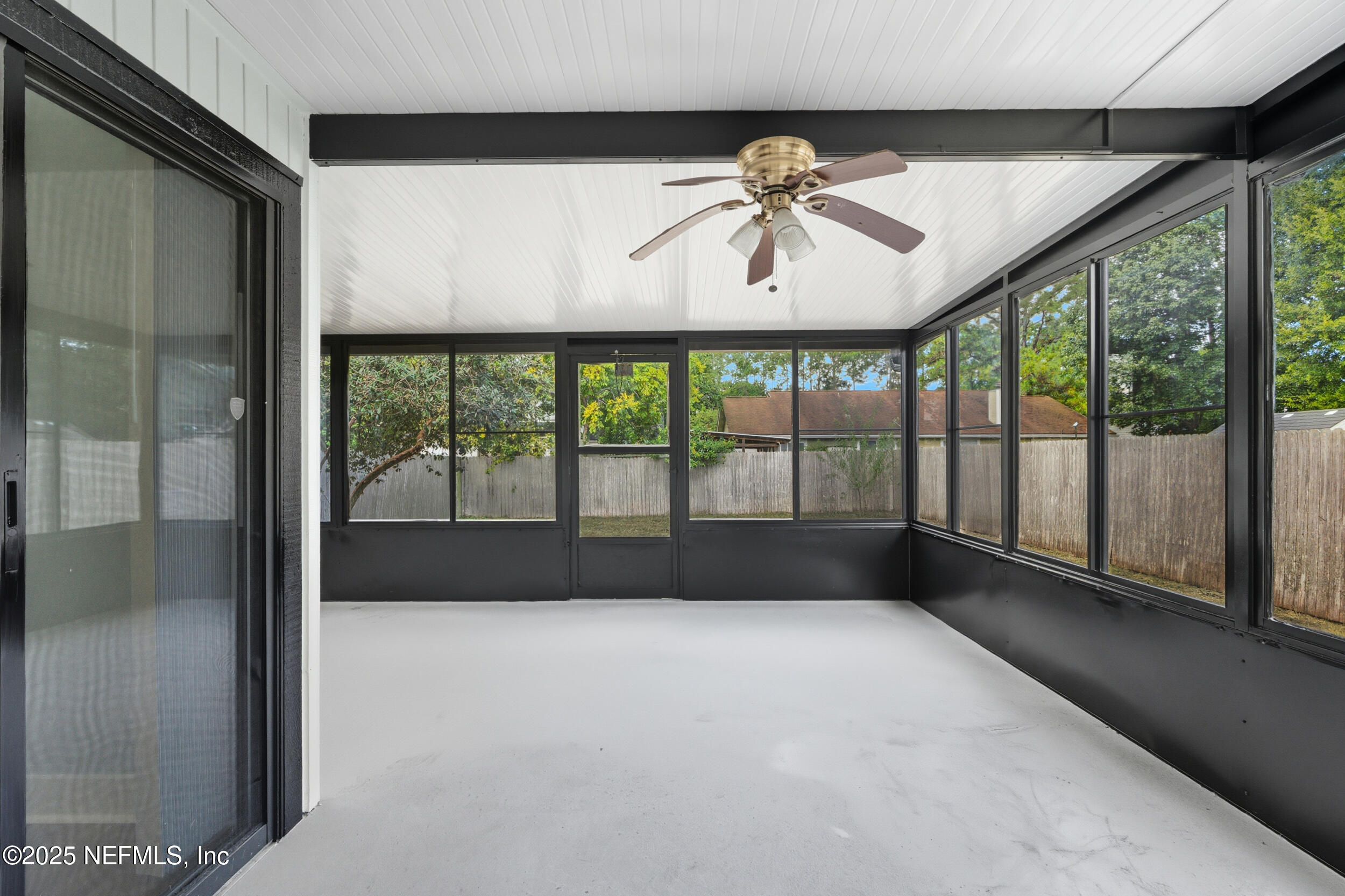 2432 GREEN SPRING Drive