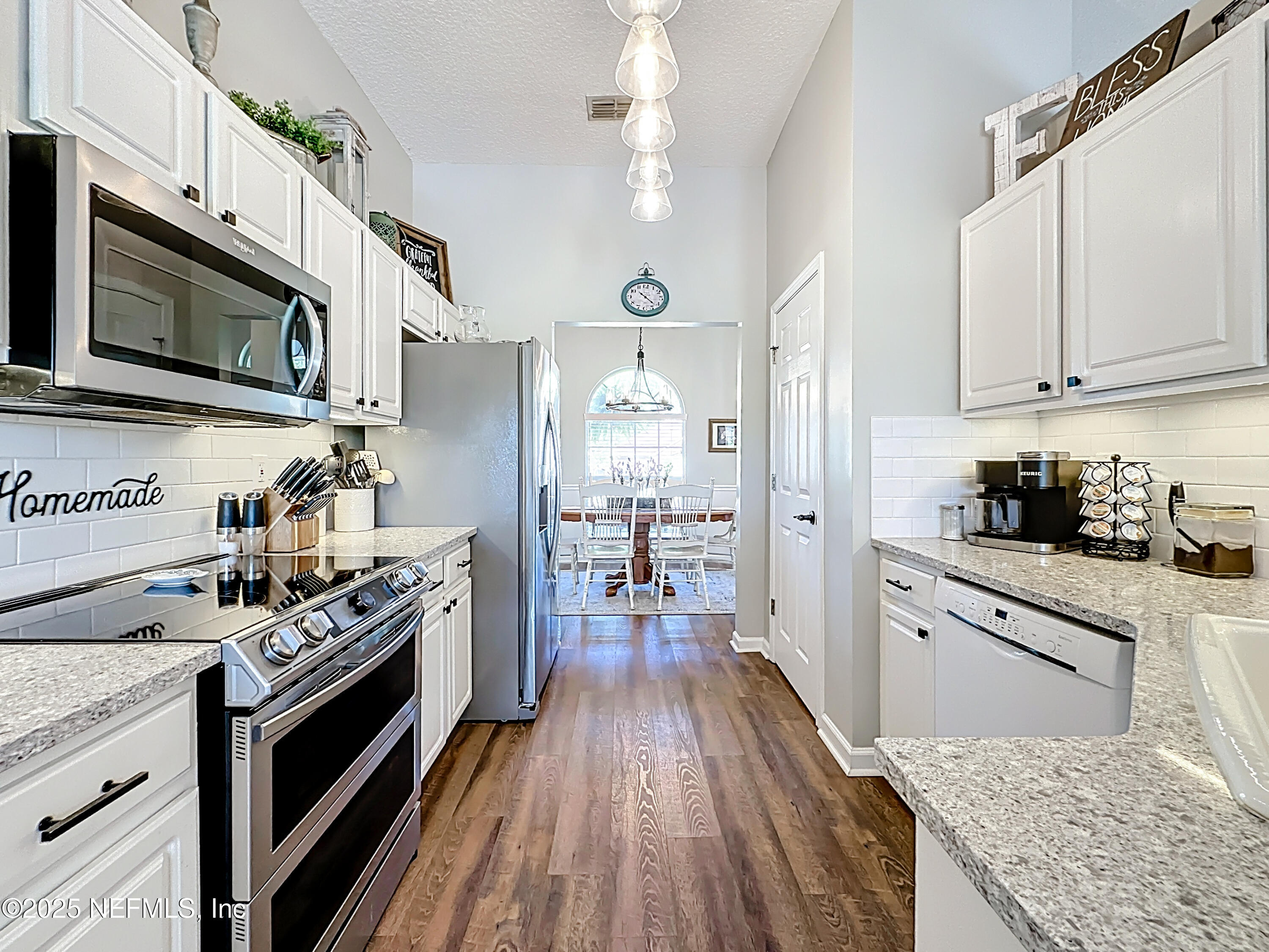 10700 GRAYSON Court