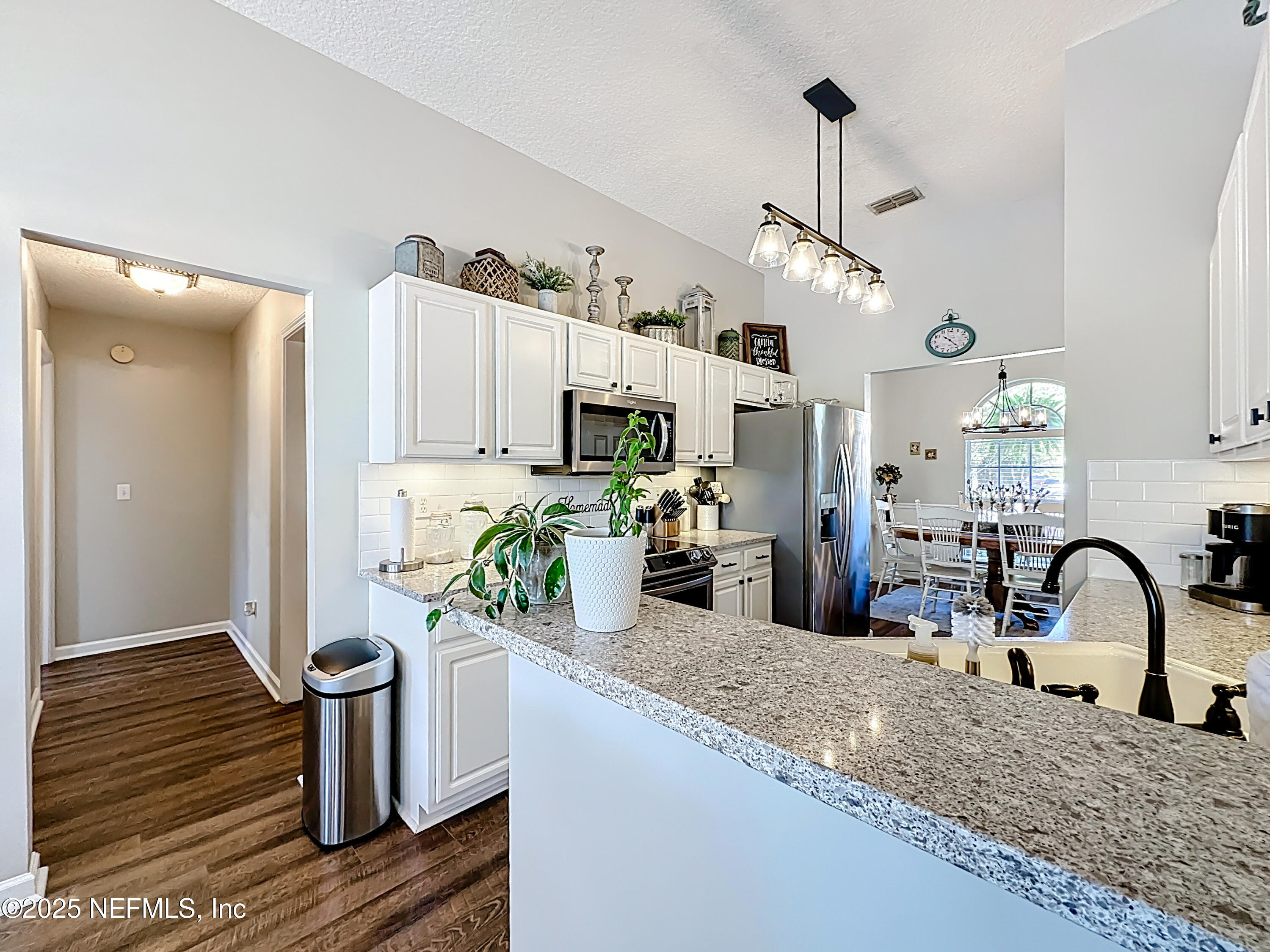 10700 GRAYSON Court