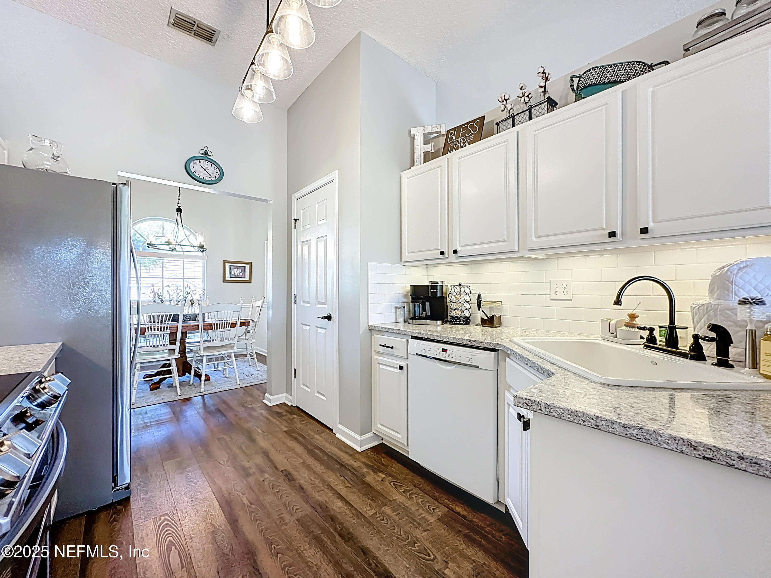 10700 GRAYSON Court
