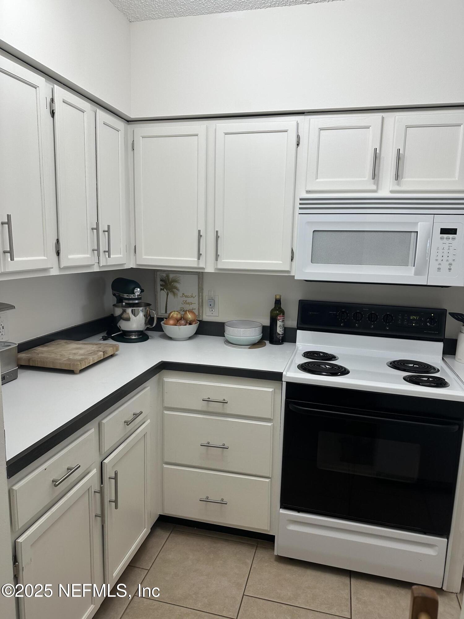 601 1ST Street 3G