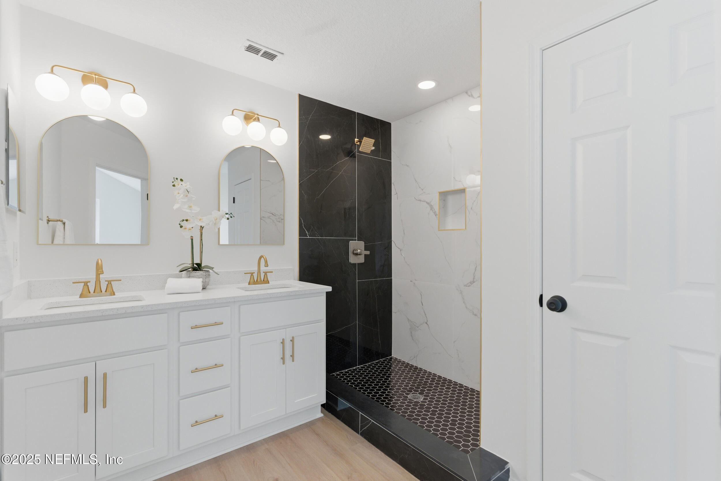 1191 BLUE EAGLE Trail