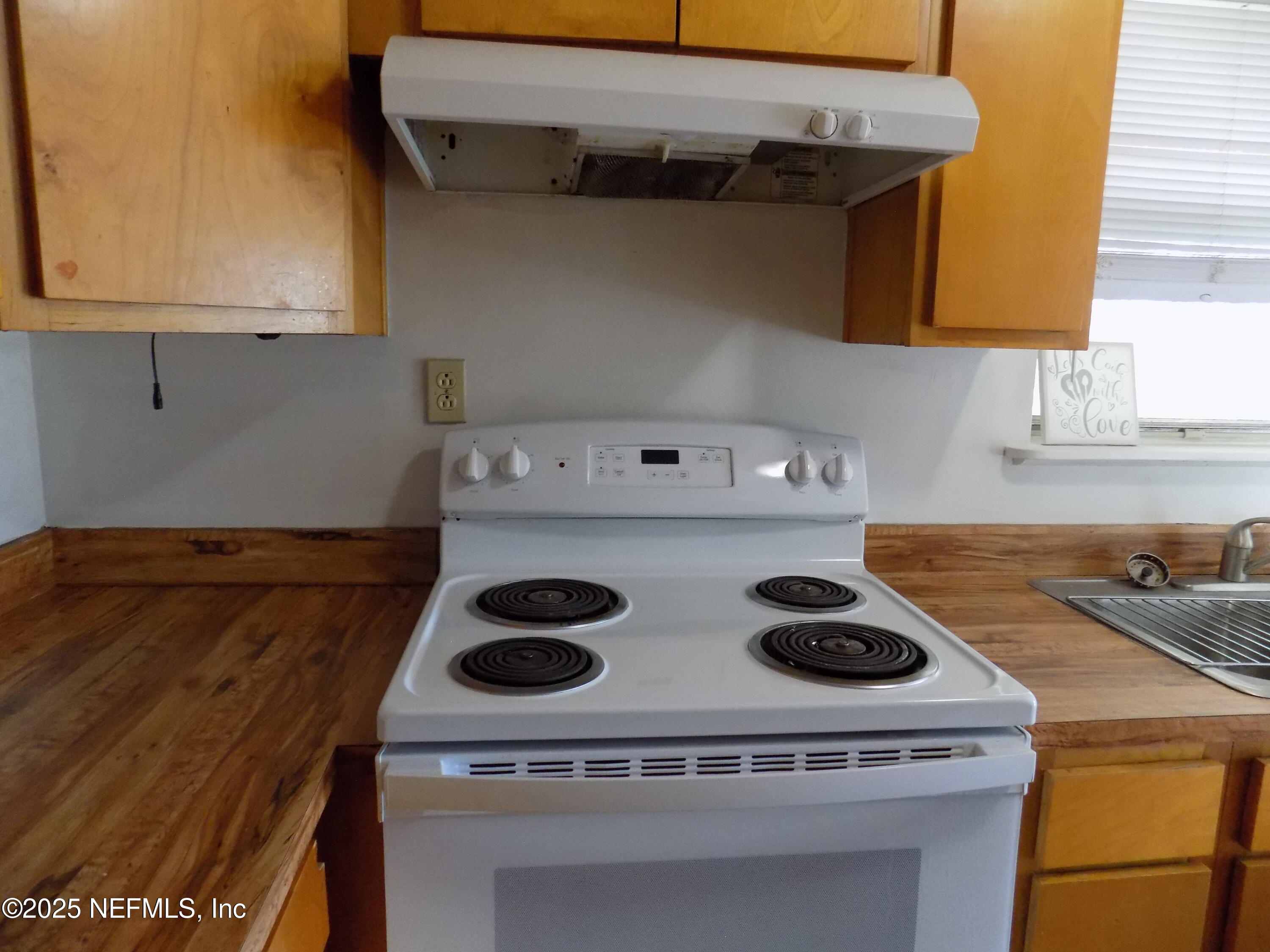 57 S FLETCHER Avenue C2