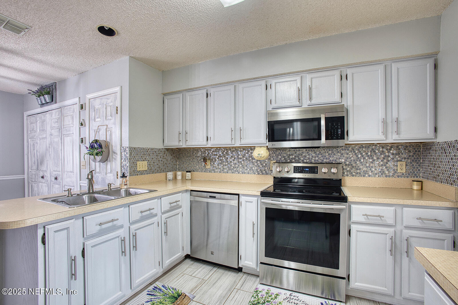2624 SHARPSBURG Court