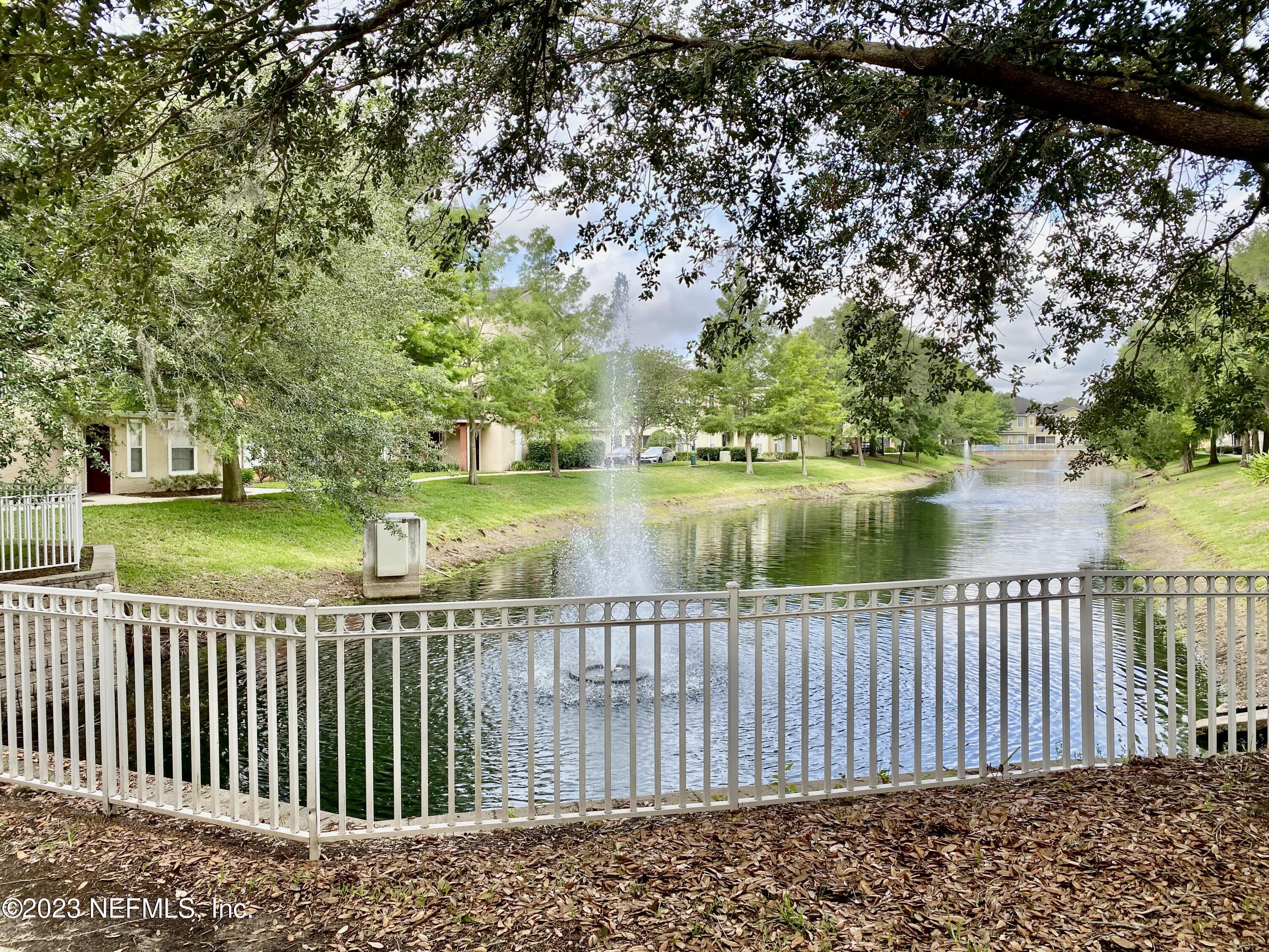 10075 GATE Parkway 1912