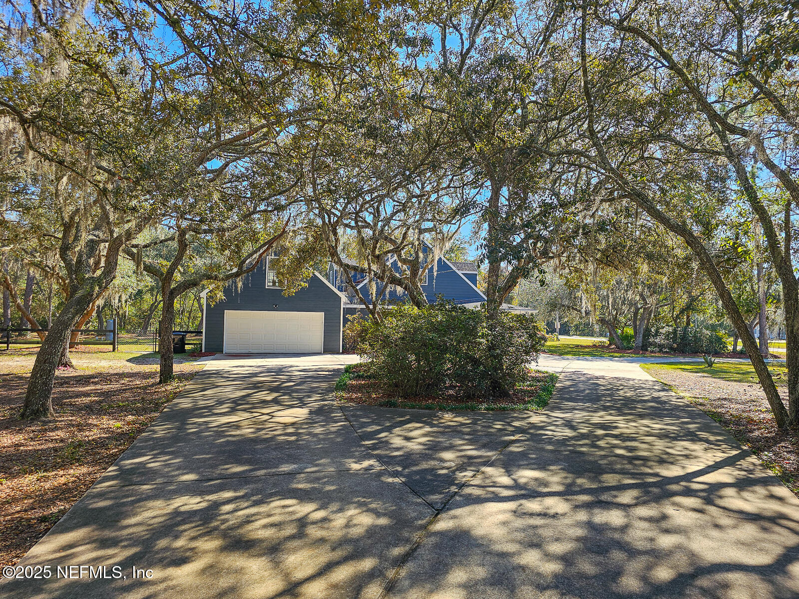 5501 CARLSBAD Street