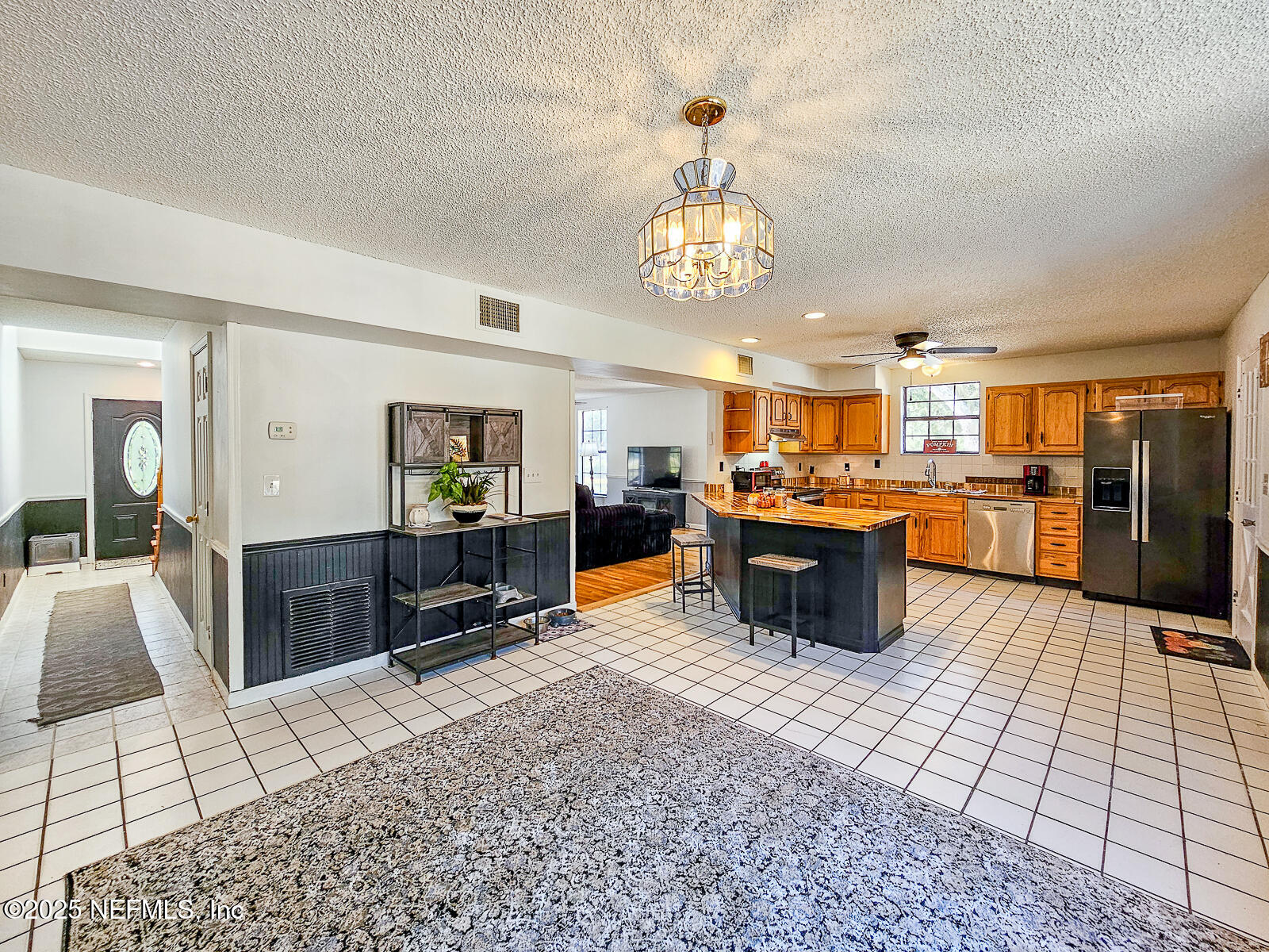 5501 CARLSBAD Street