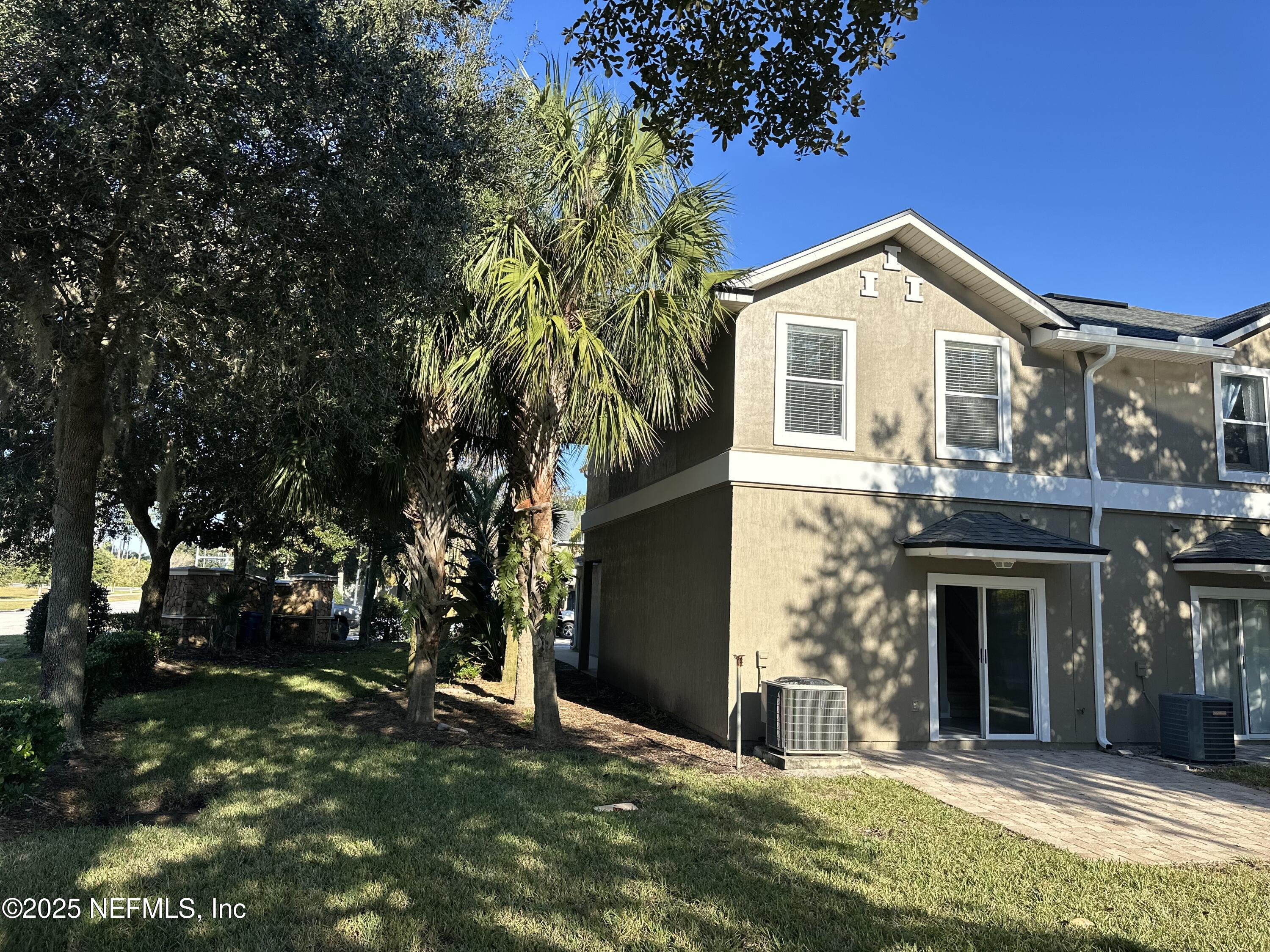 105 LEESE Drive, St. Johns