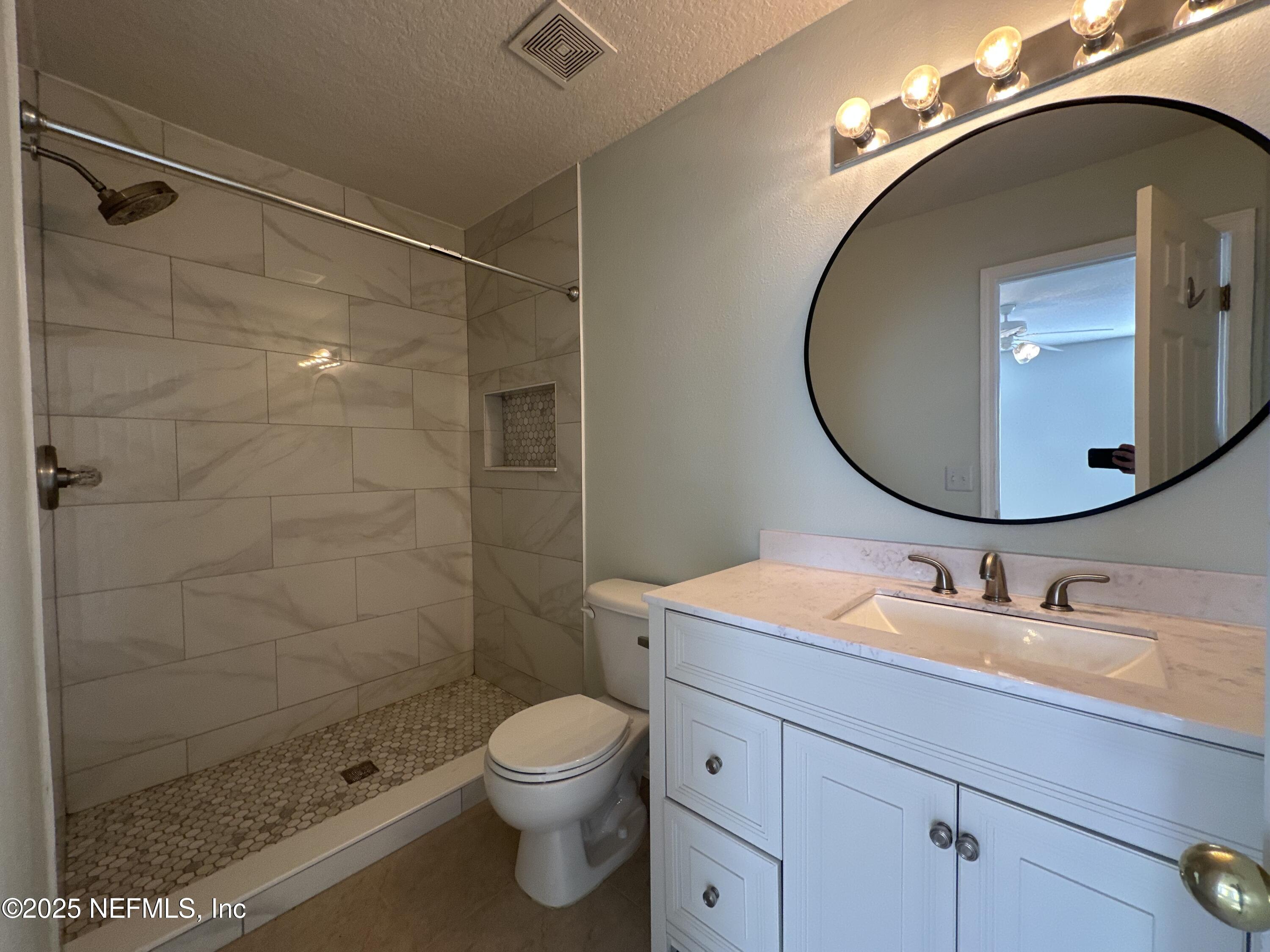 105 LEESE Drive, St. Johns