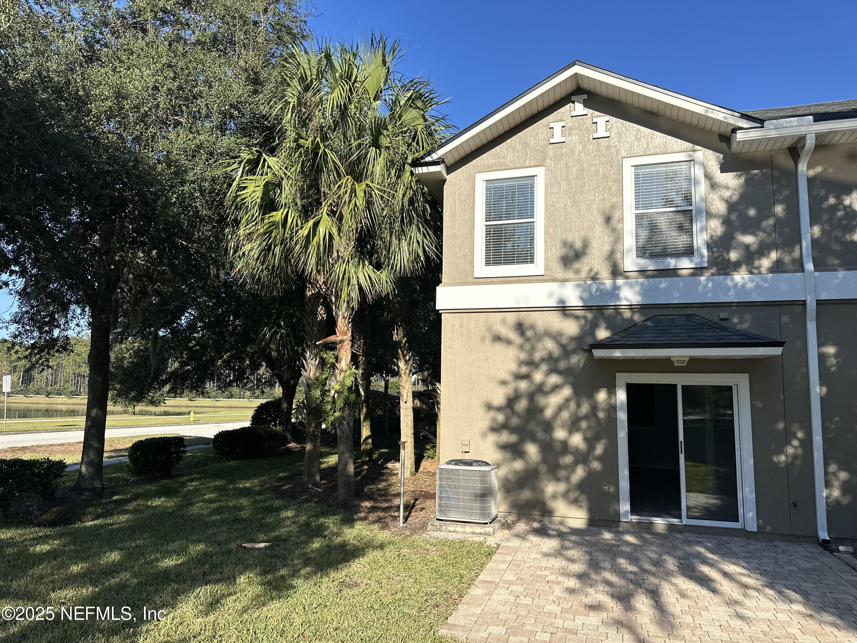 105 LEESE Drive, St. Johns