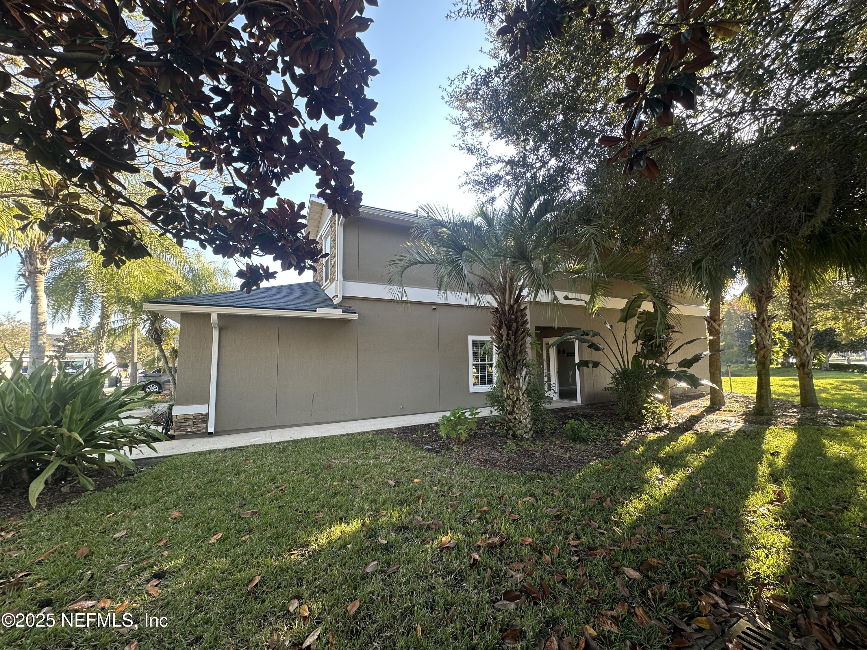 105 LEESE Drive, St. Johns