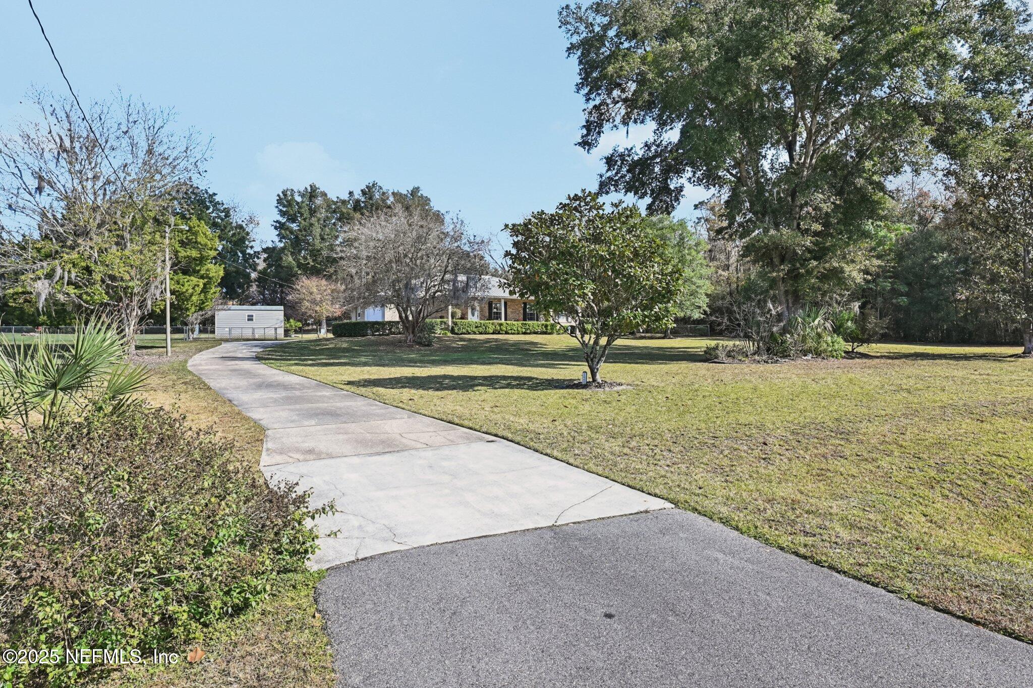 120 ASHLEY LAKE Drive