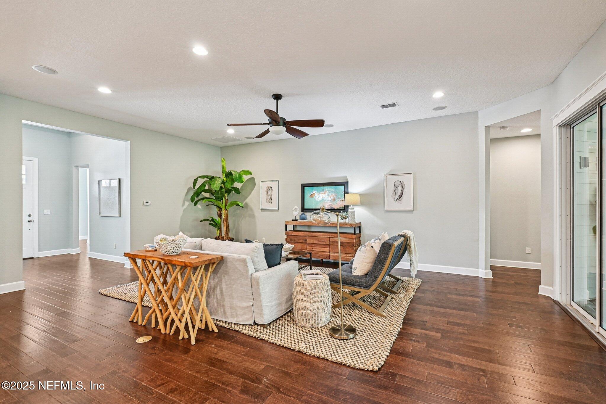 1063 AUTUMN PINES Drive