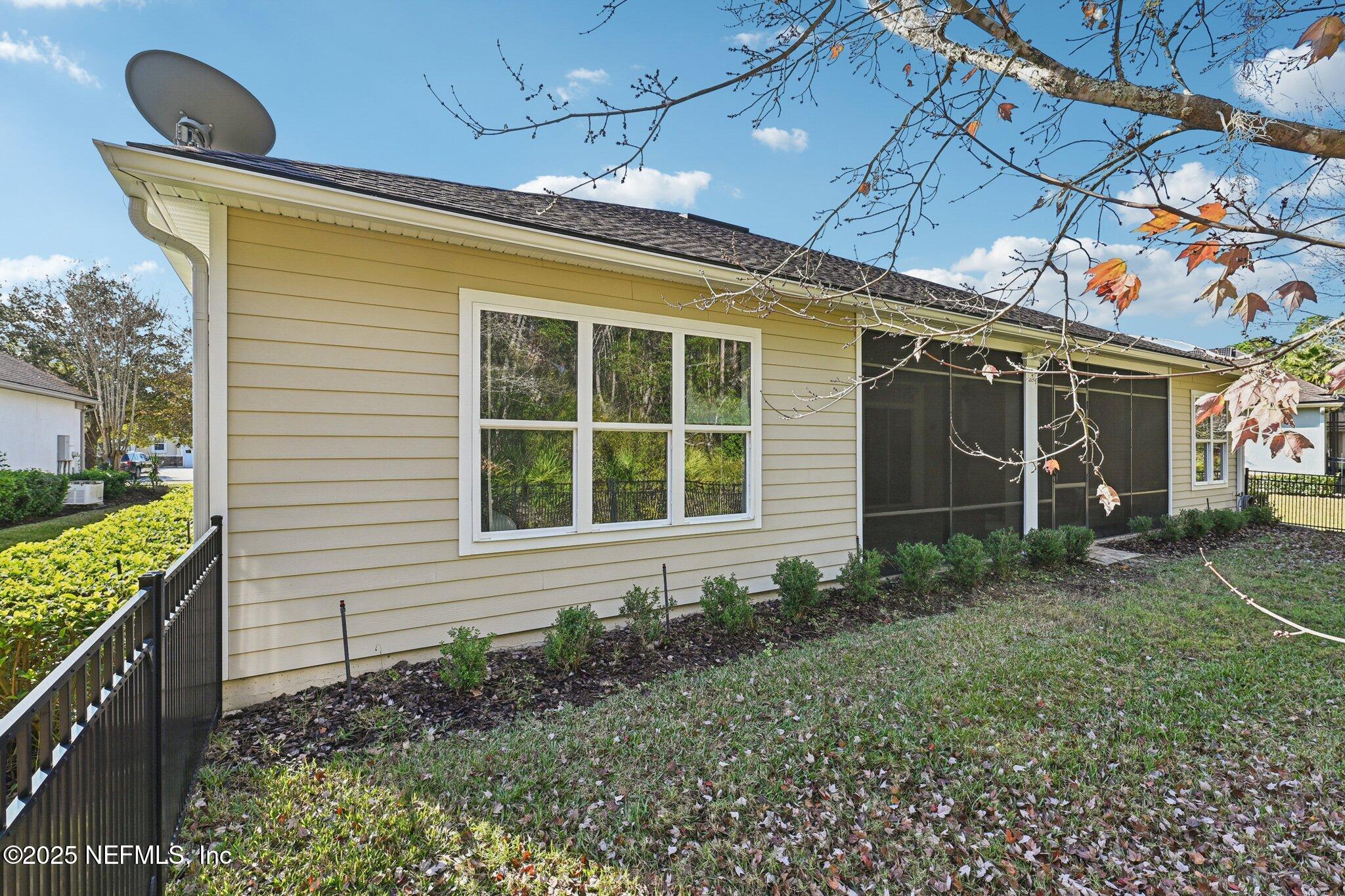 1063 AUTUMN PINES Drive