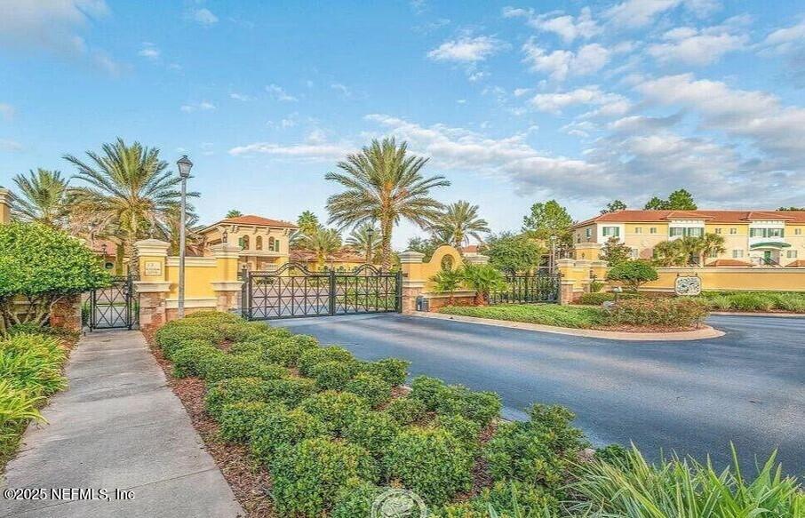 9745 TOUCHTON Road 630
