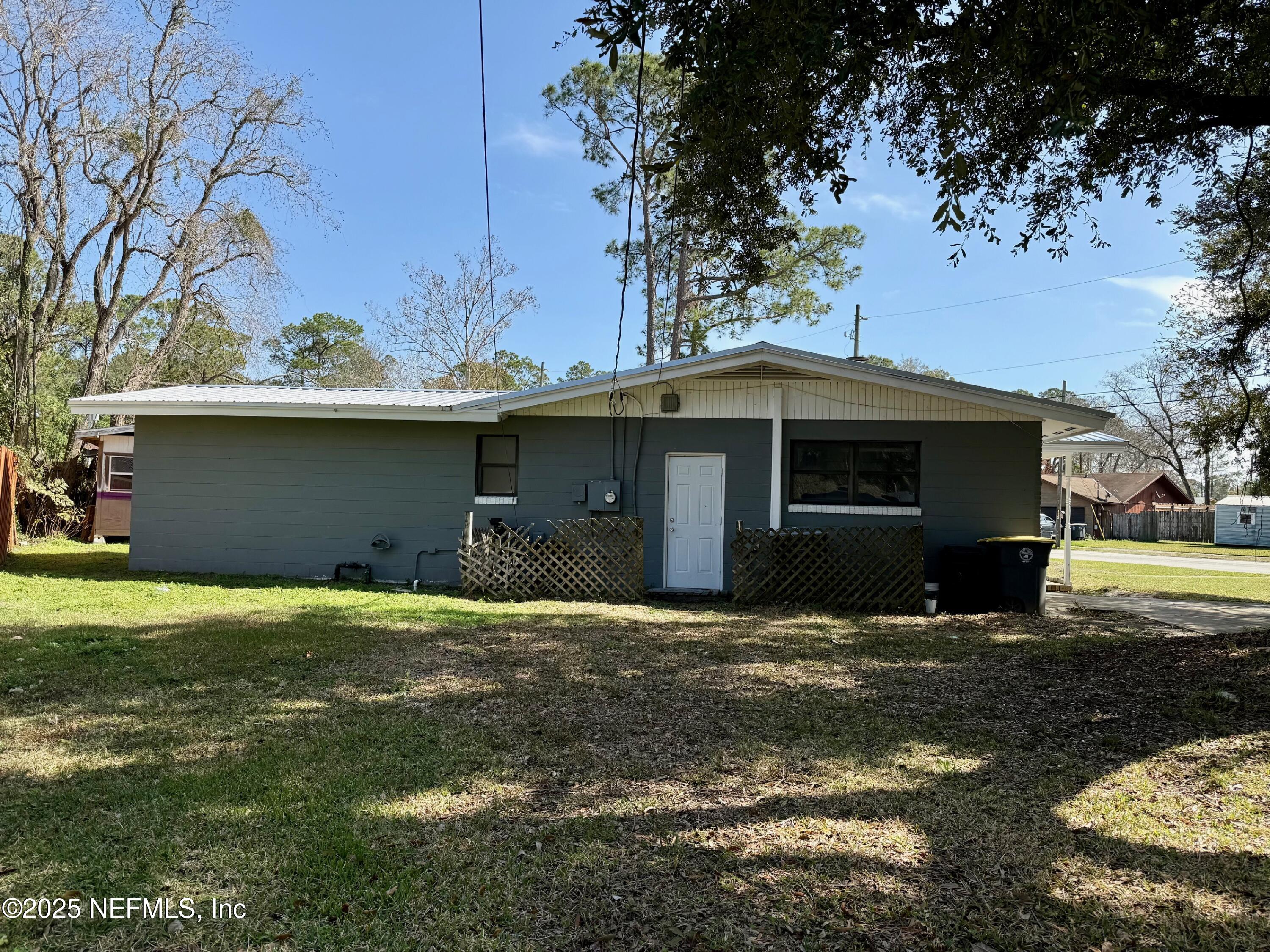 5445 GLORIANNE Drive