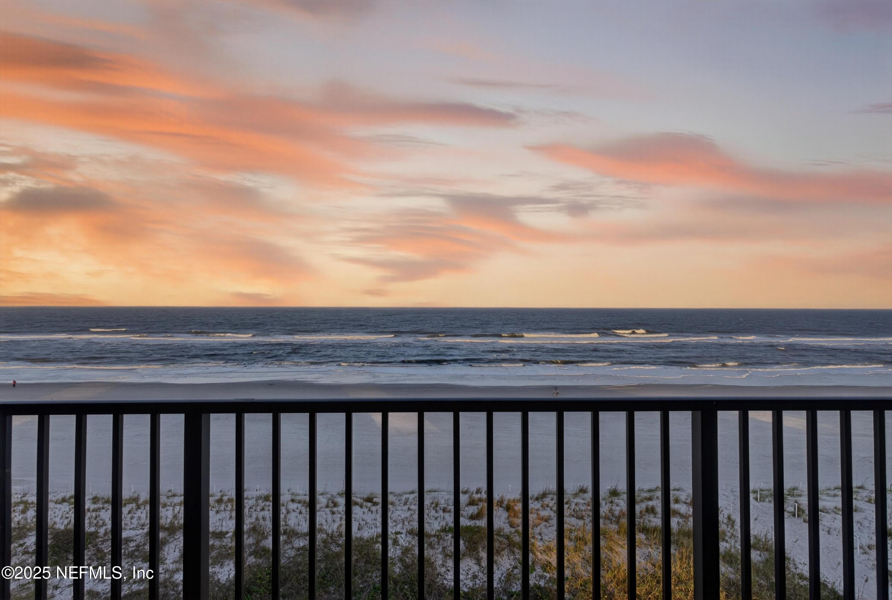2100 OCEAN Drive PH-2
