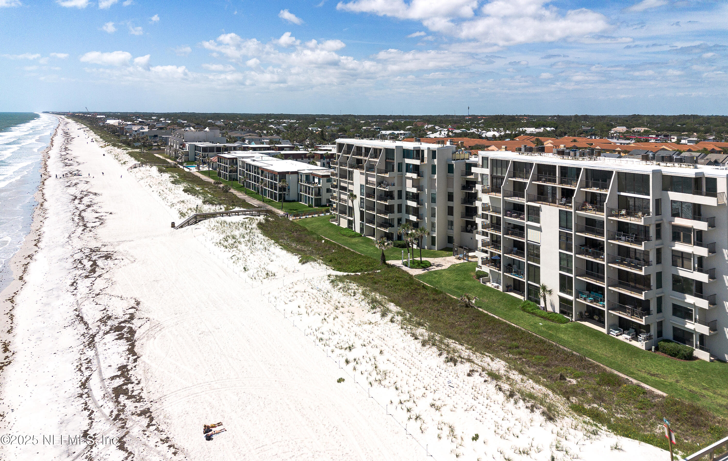 2100 OCEAN Drive PH-2